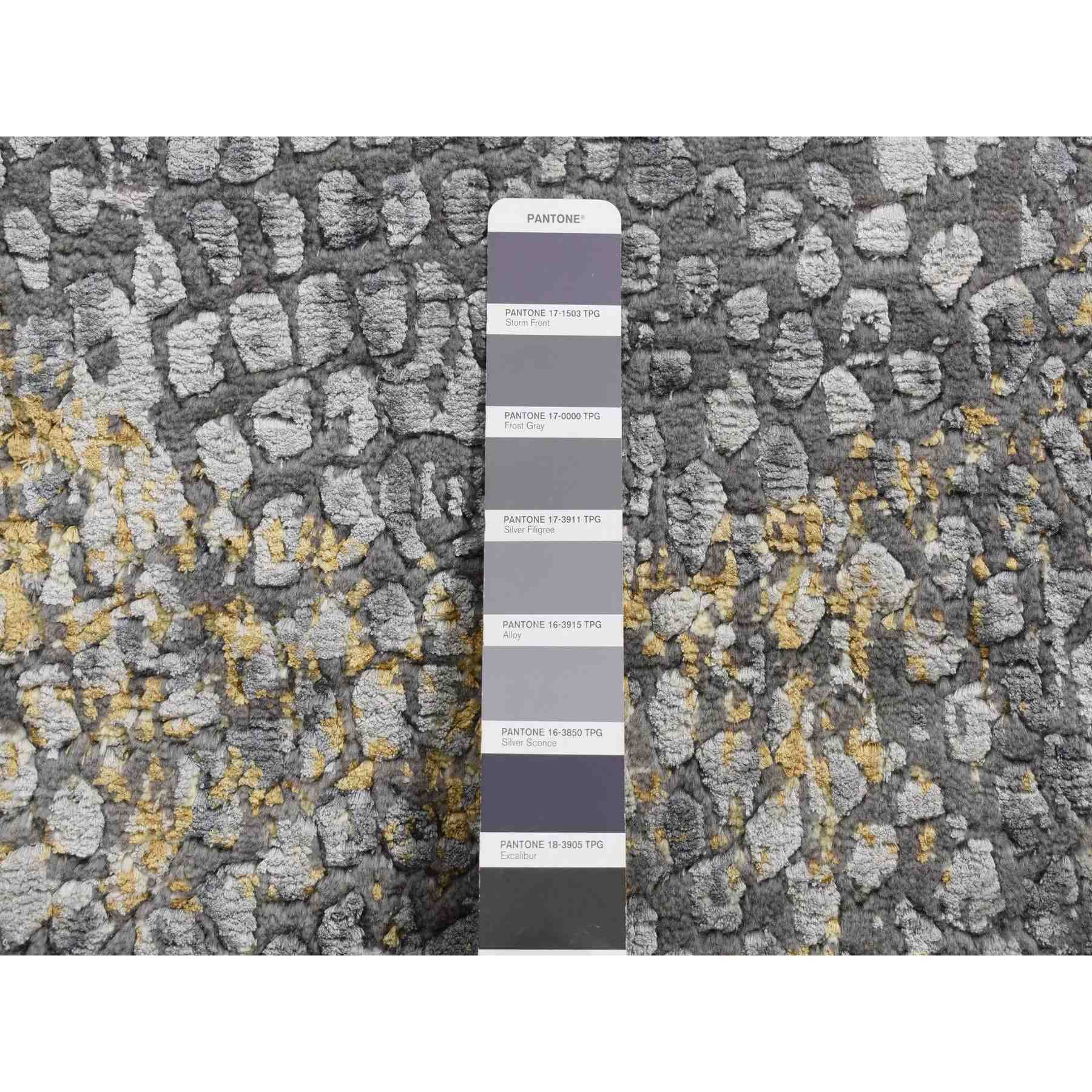 Transitional-Hand-Knotted-Rug-438440