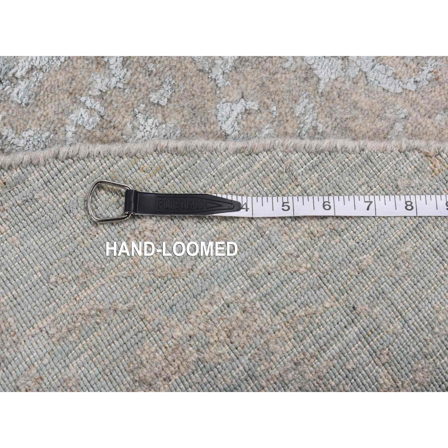 Transitional-Hand-Loomed-Rug-438565