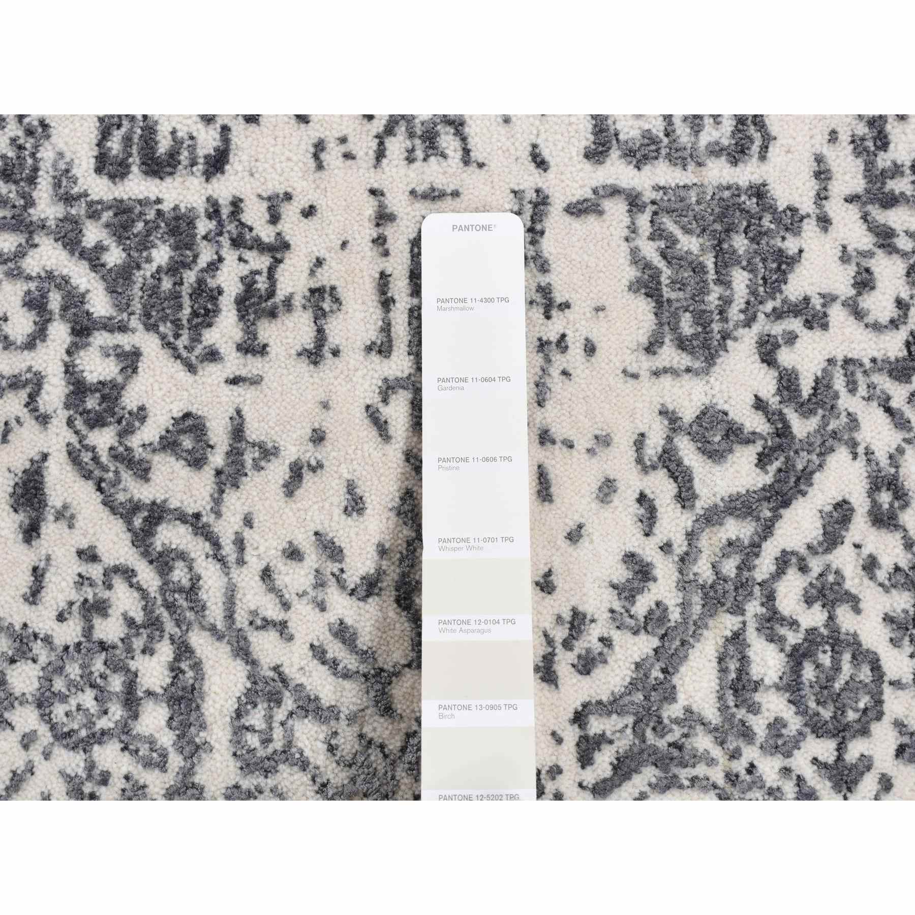 Transitional-Hand-Loomed-Rug-438570