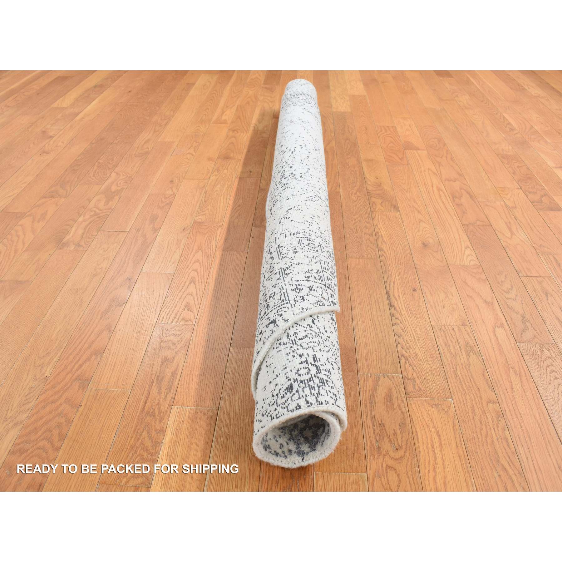 Transitional-Hand-Loomed-Rug-438575