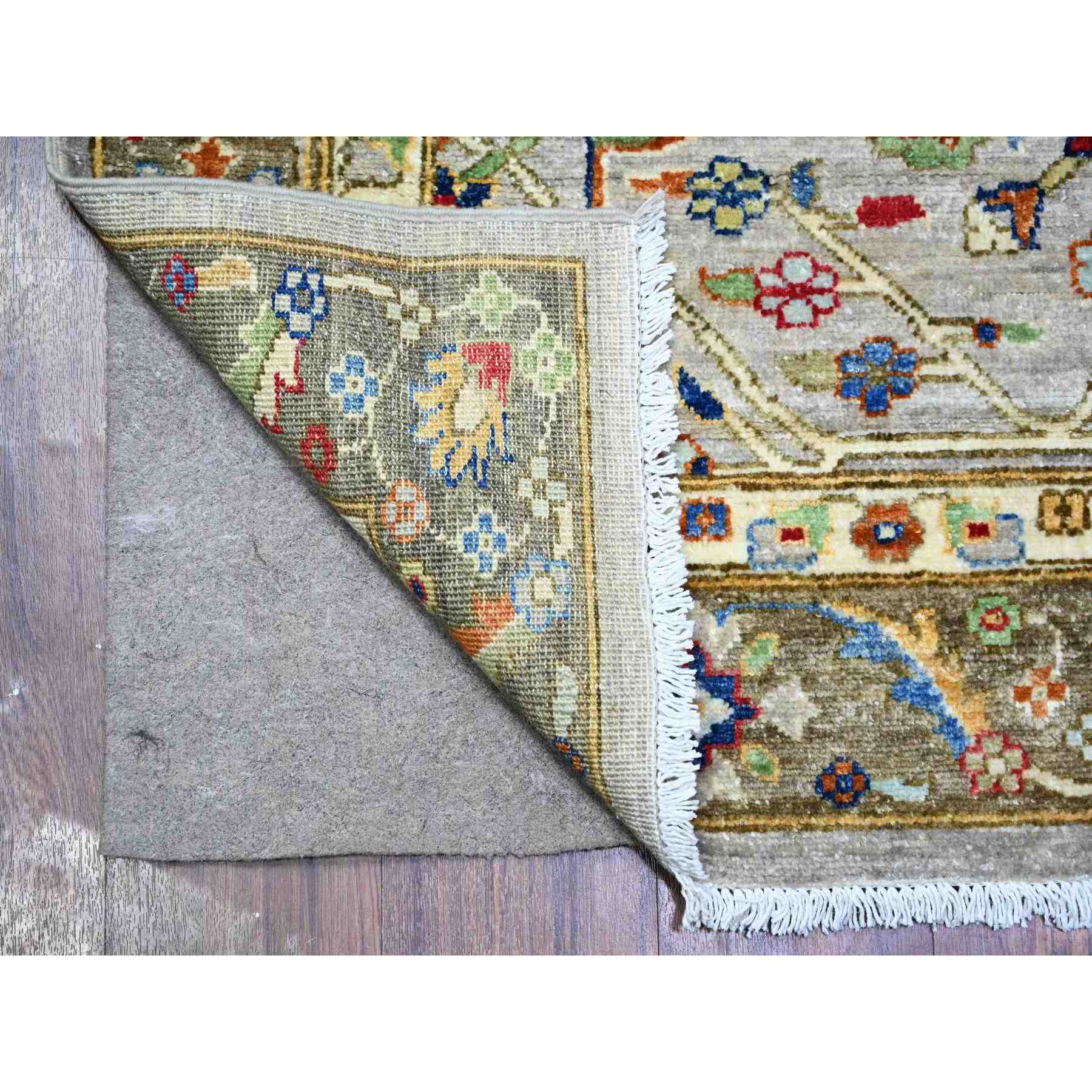 Heriz-Hand-Knotted-Rug-441635