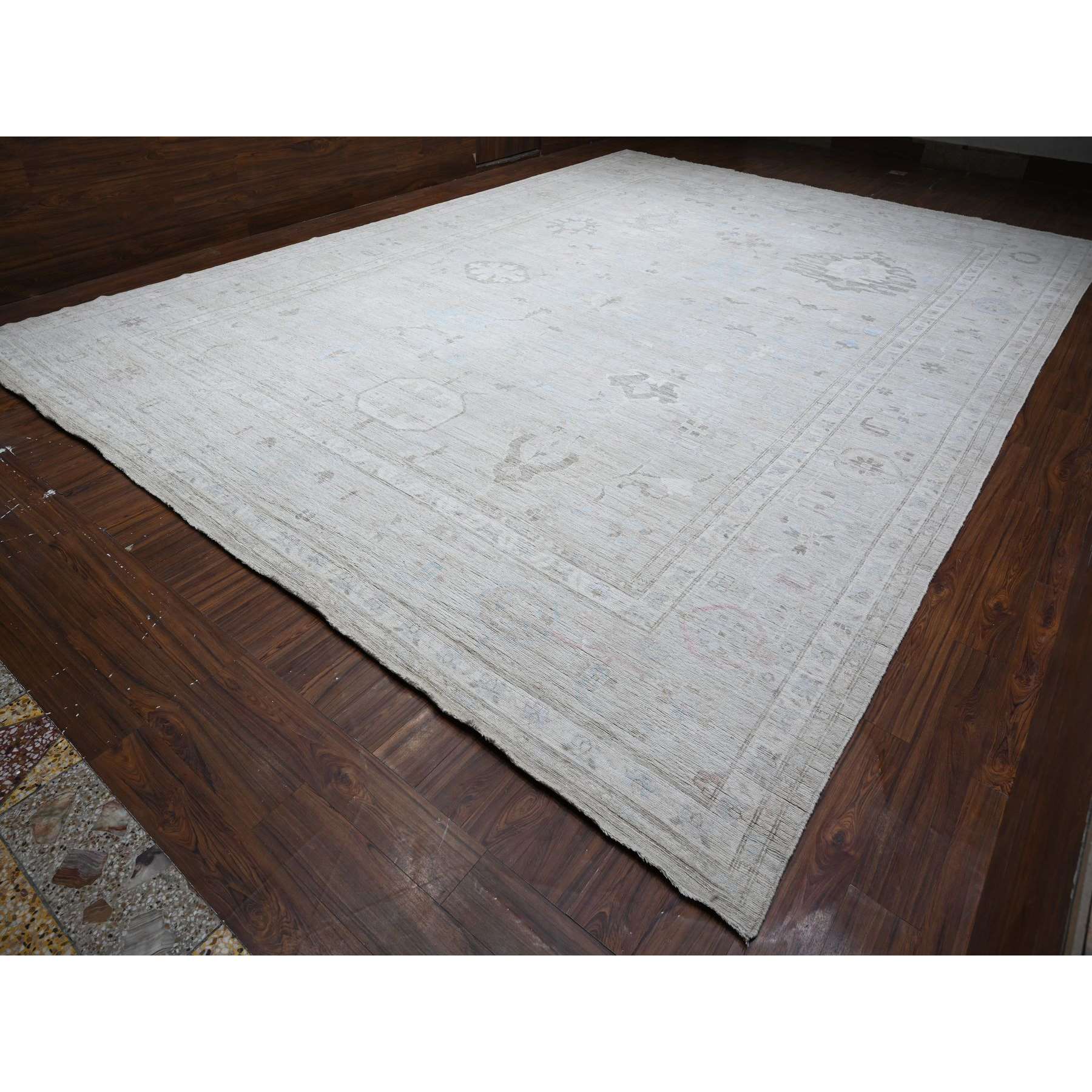 Oushak-And-Peshawar-Hand-Knotted-Rug-443505