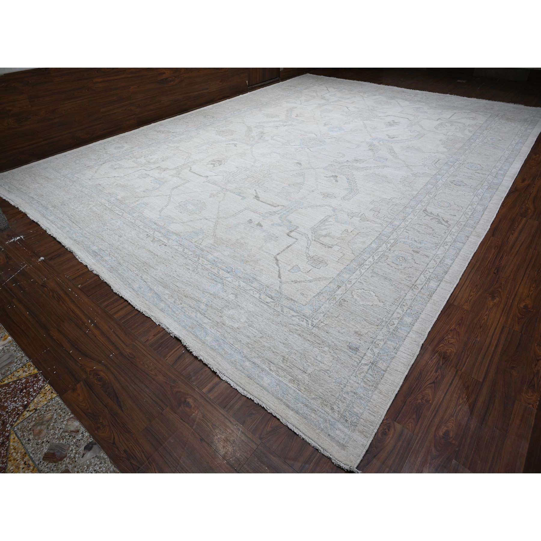 Oushak-And-Peshawar-Hand-Knotted-Rug-443515