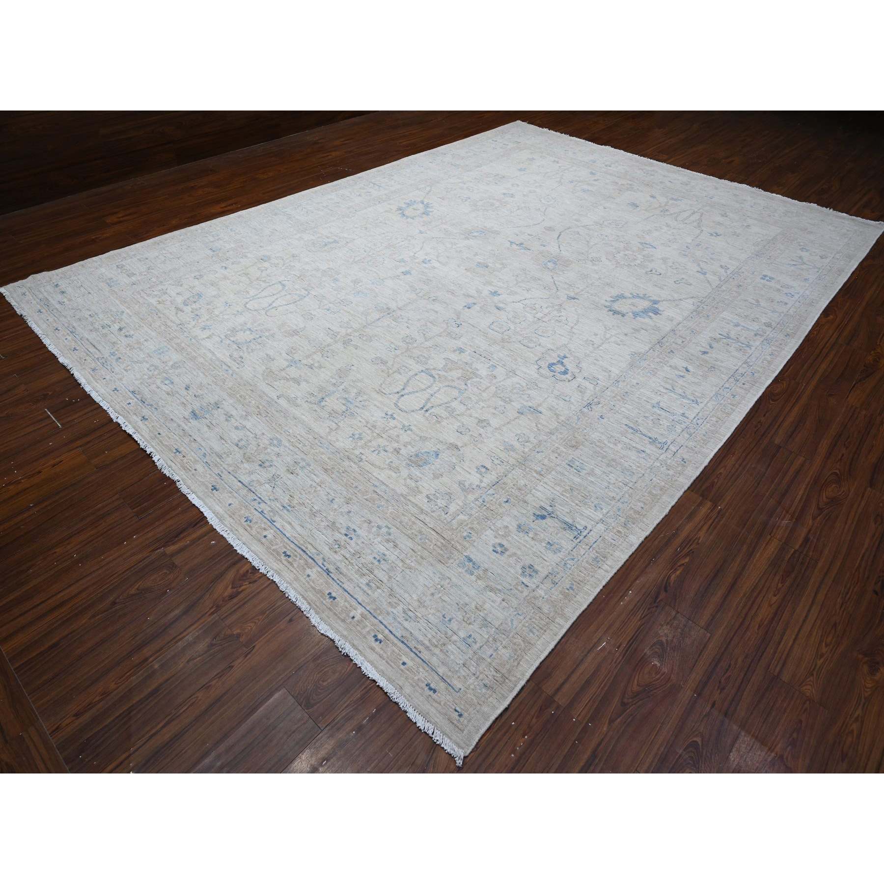 Oushak-And-Peshawar-Hand-Knotted-Rug-443710