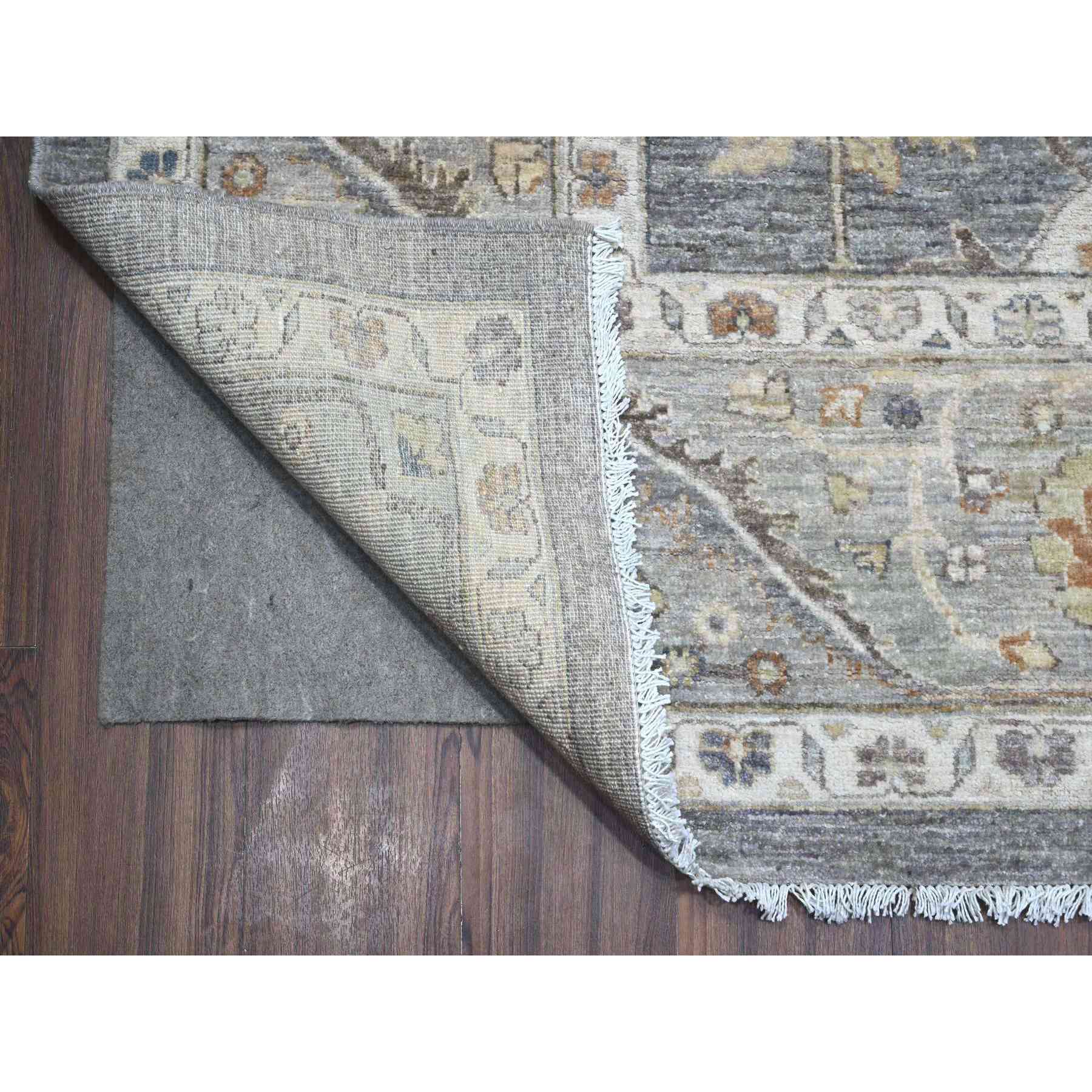 Heriz-Hand-Knotted-Rug-447120