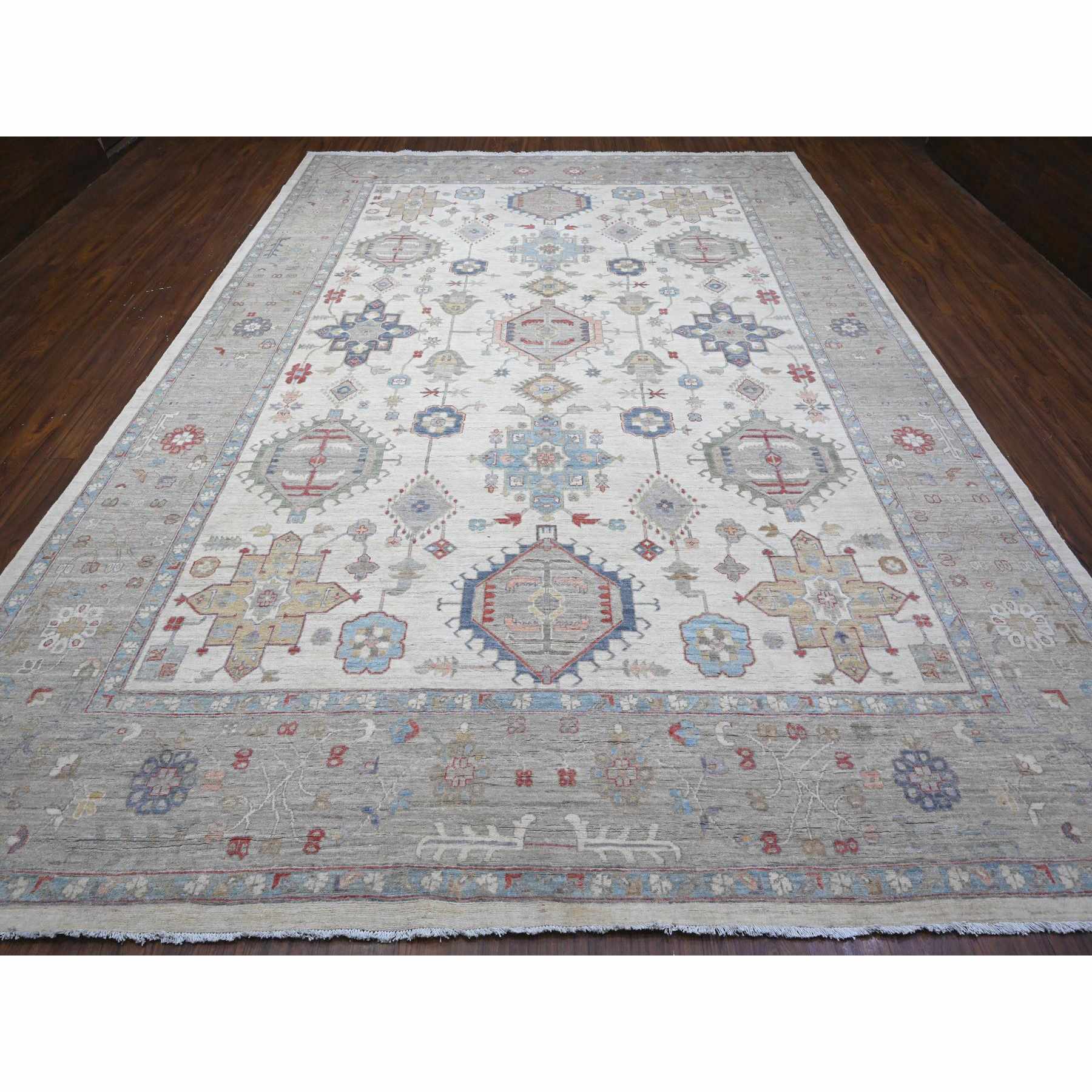 Heriz-Hand-Knotted-Rug-447460