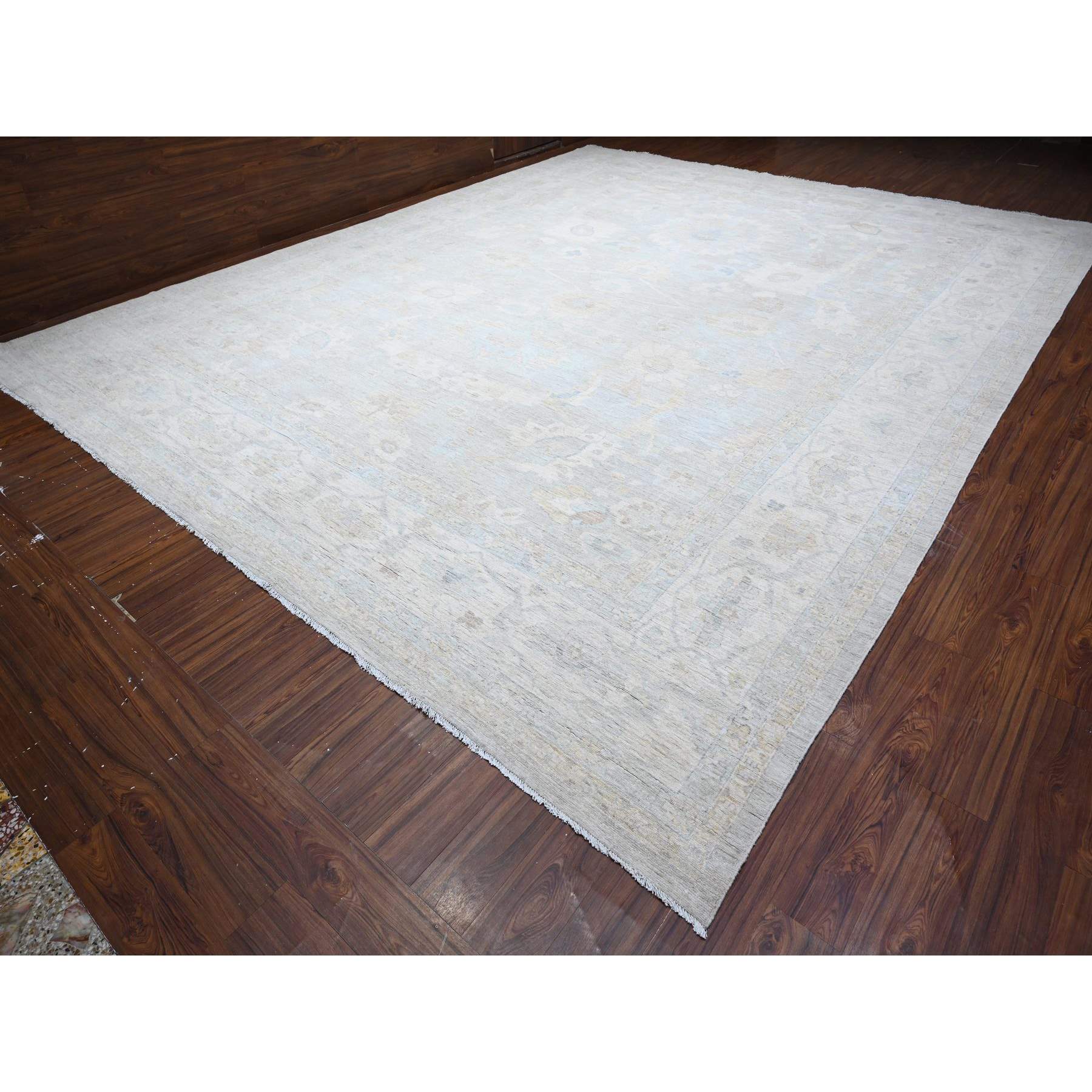 Oushak-And-Peshawar-Hand-Knotted-Rug-445730