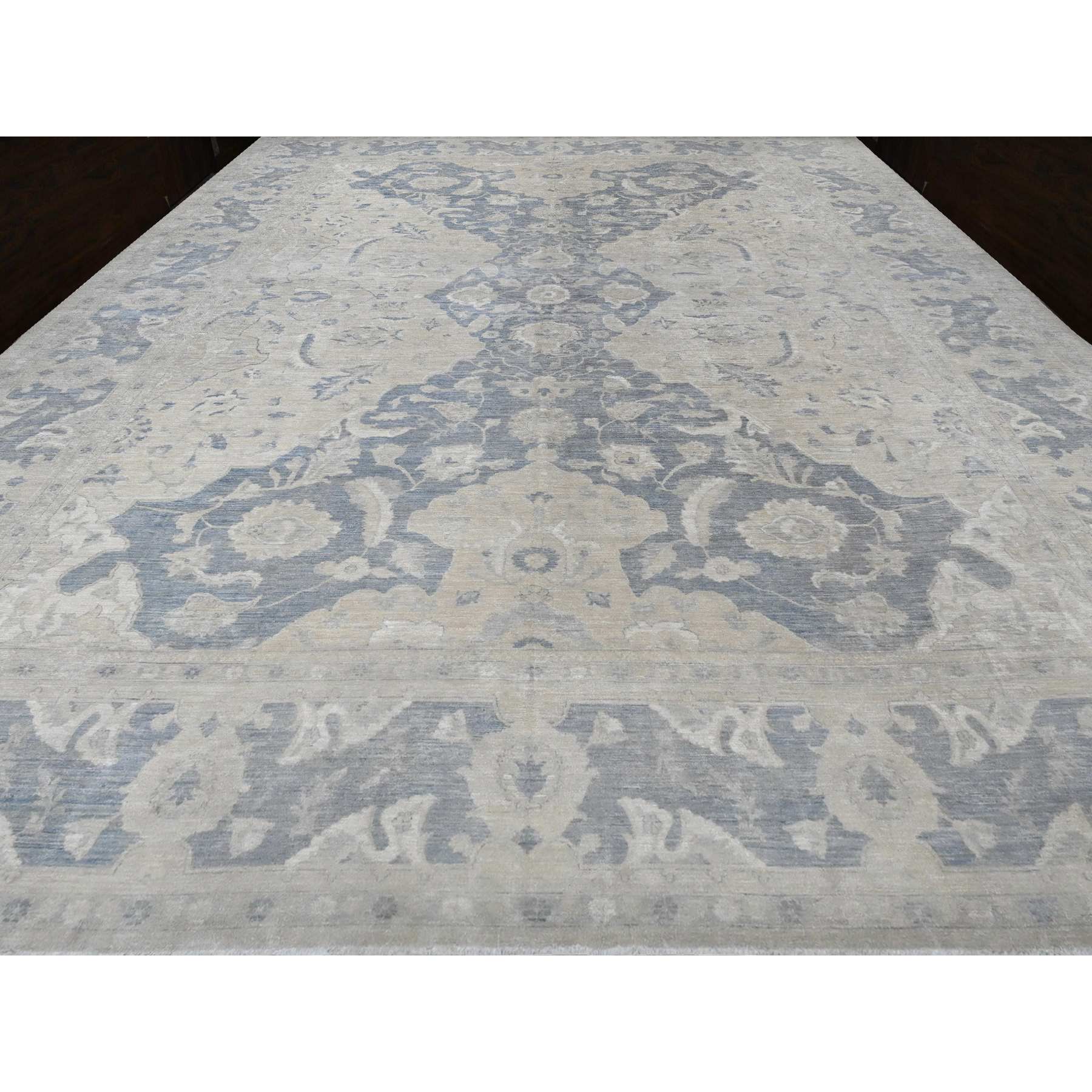 White-Wash-Vintage-Silver-Wash-Hand-Knotted-Rug-447390