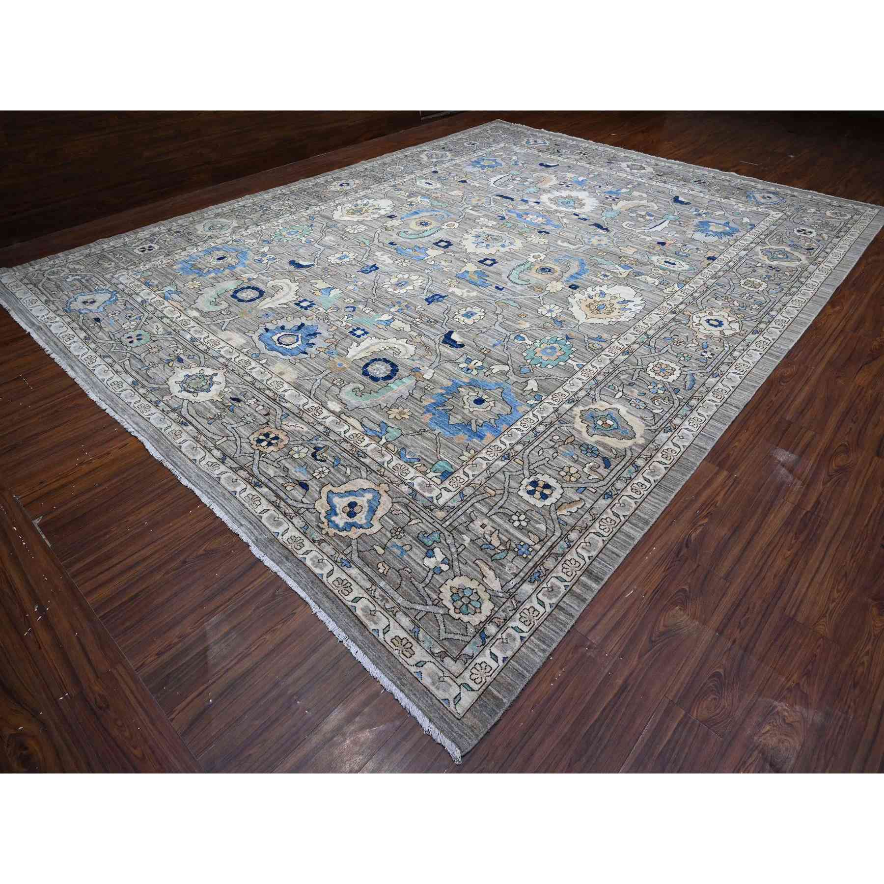 Heriz-Hand-Knotted-Rug-448095