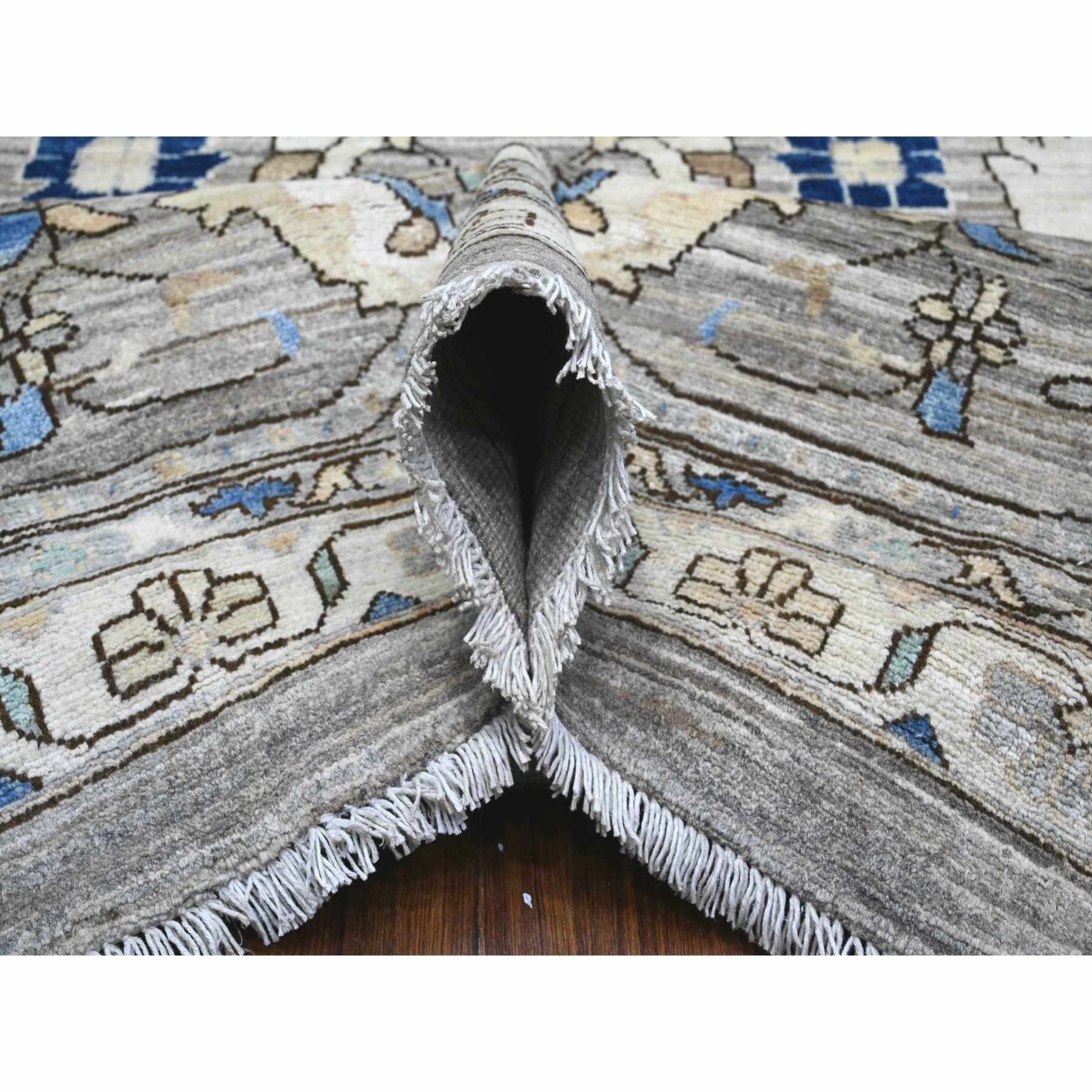 Heriz-Hand-Knotted-Rug-448095