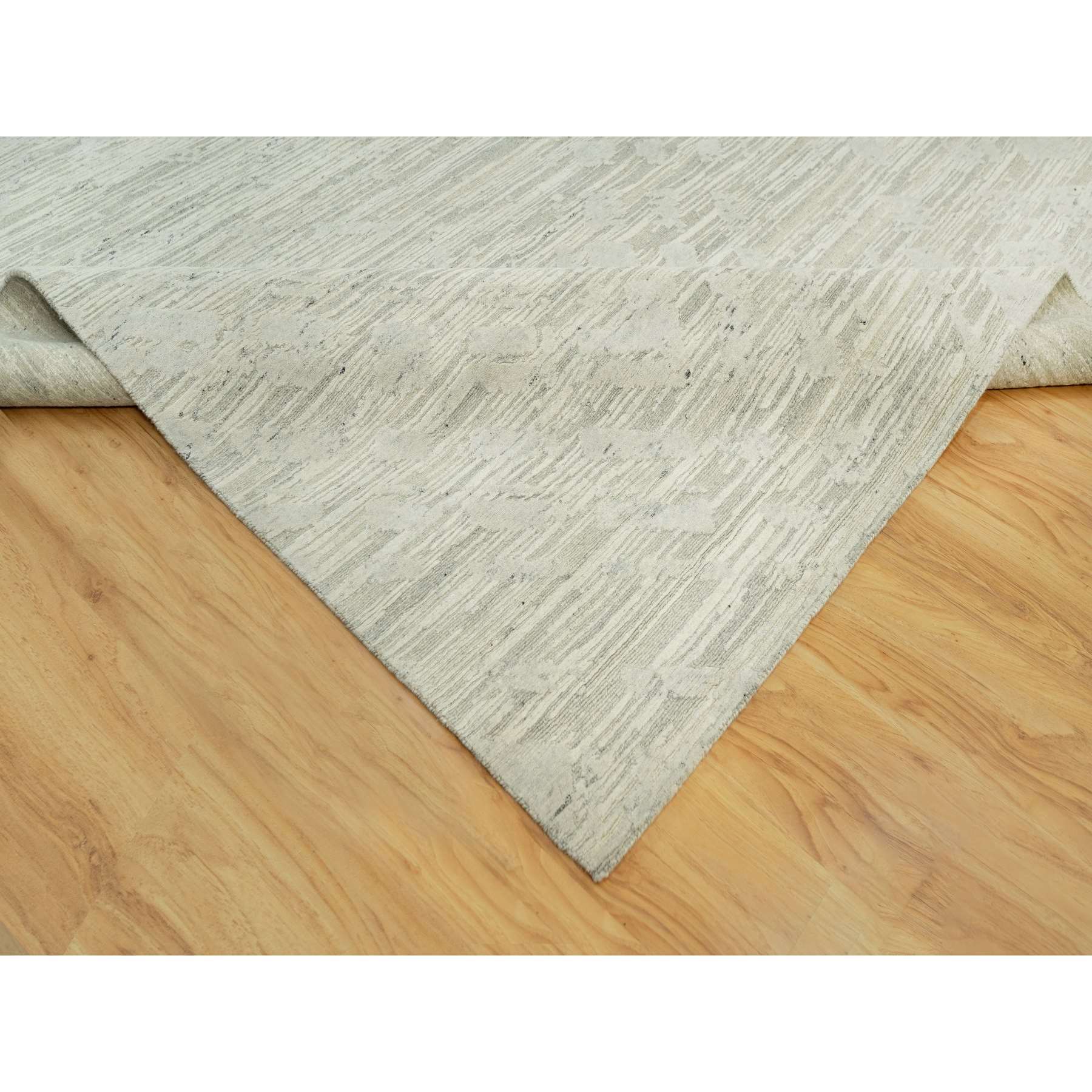 Modern-and-Contemporary-Hand-Knotted-Rug-452070