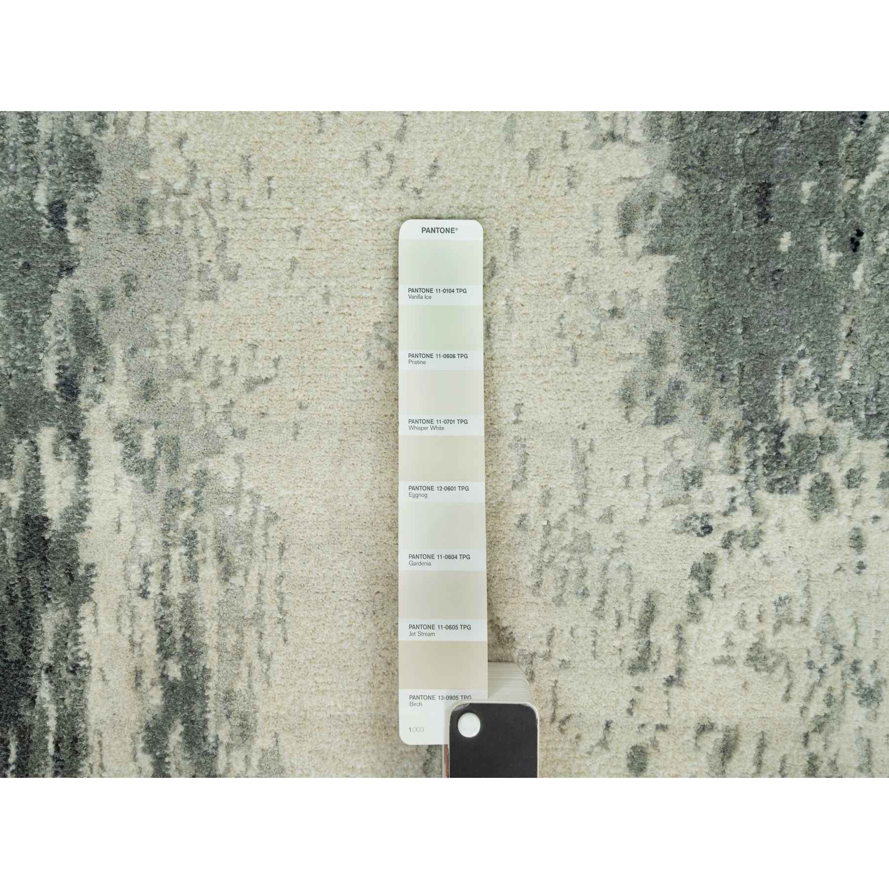 Modern-and-Contemporary-Hand-Knotted-Rug-452315