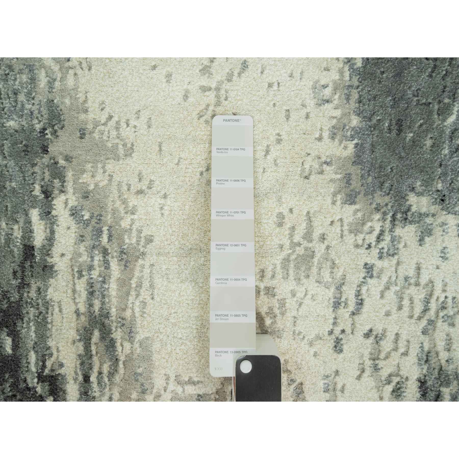 Modern-and-Contemporary-Hand-Knotted-Rug-452325