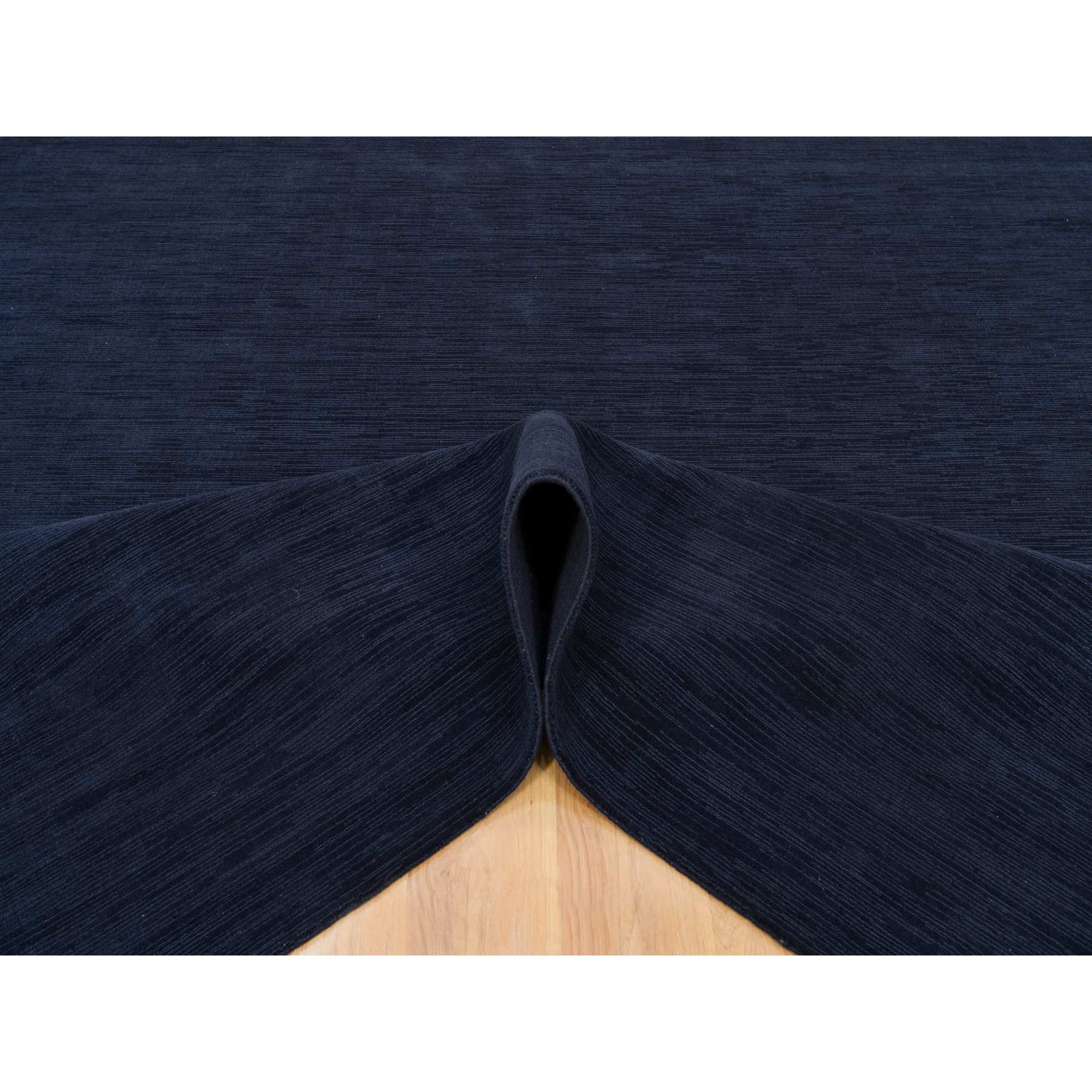 Modern-and-Contemporary-Hand-Loomed-Rug-450765