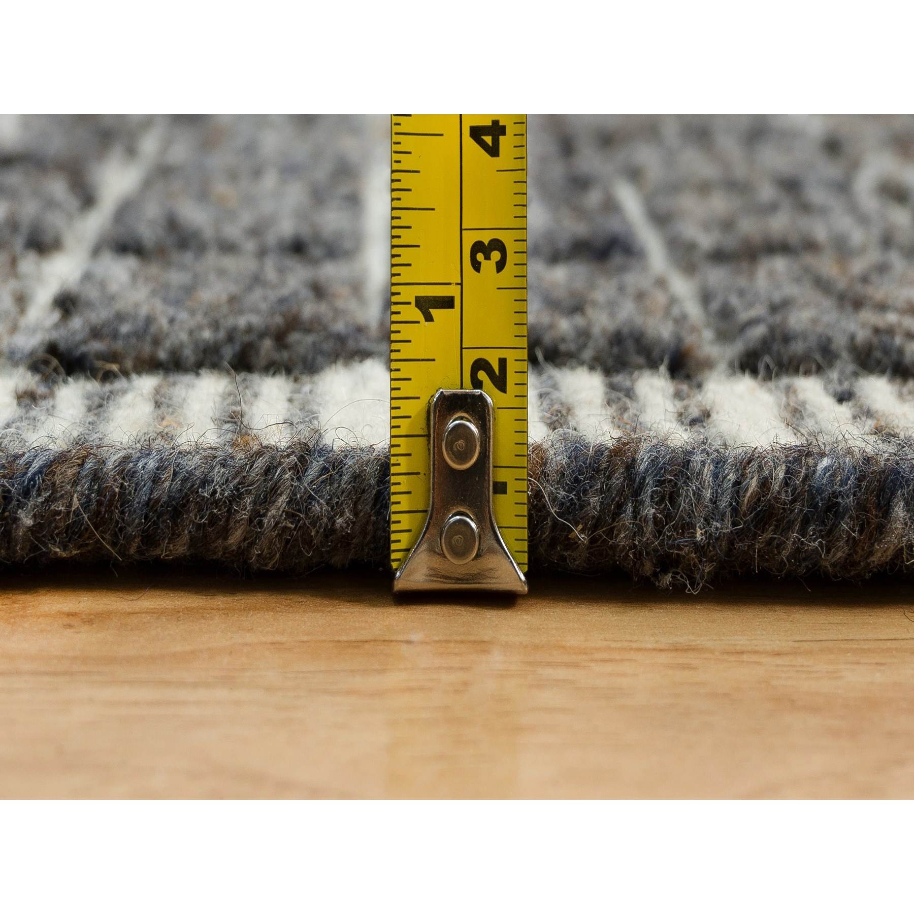 Modern-and-Contemporary-Hand-Loomed-Rug-451725