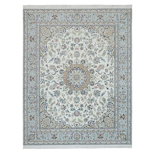 Powder White, Nain with Center Medallion Flower Design, 250 KPSI, Natural Wool, Hand Knotted, Oriental Rug