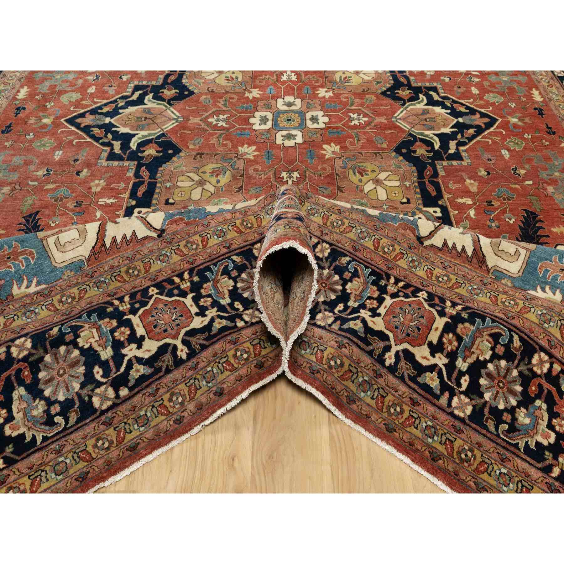 Heriz-Hand-Knotted-Rug-453710