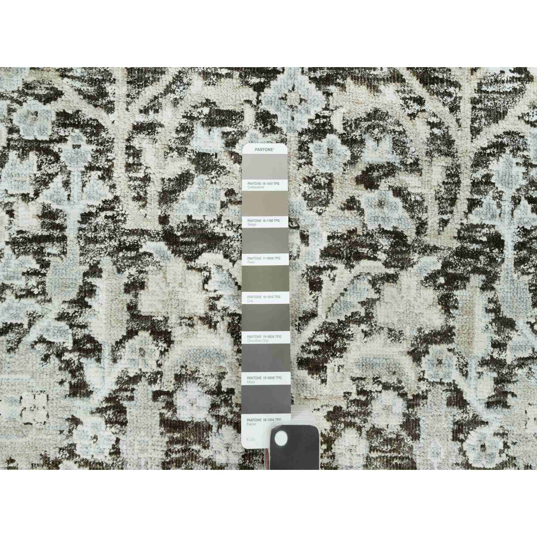 Transitional-Hand-Knotted-Rug-453400