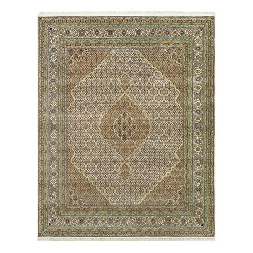 Calm Ivory, All Wool Hand Knotted Densely Woven Tabriz Mahi Fish Medallion Design, Oriental Rug