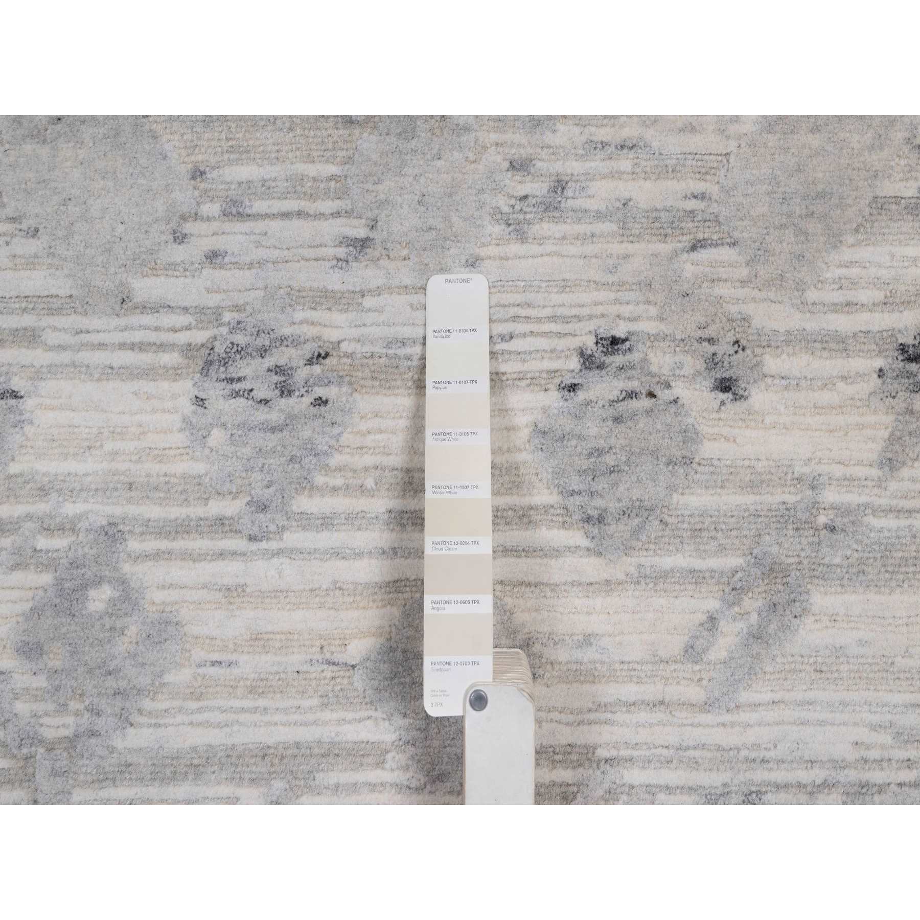 Modern-and-Contemporary-Hand-Knotted-Rug-459280