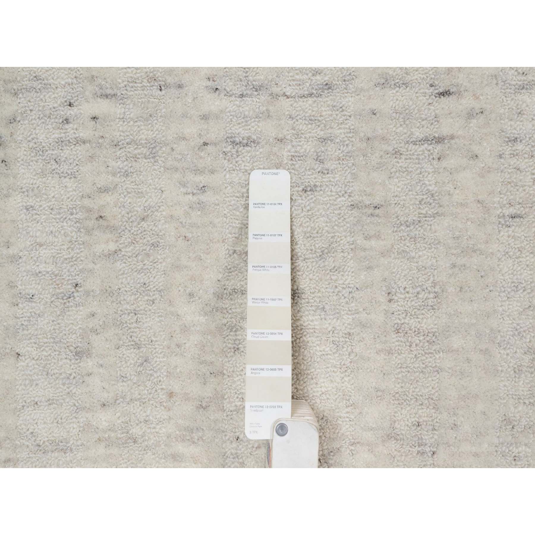 Modern-and-Contemporary-Hand-Loomed-Rug-458340