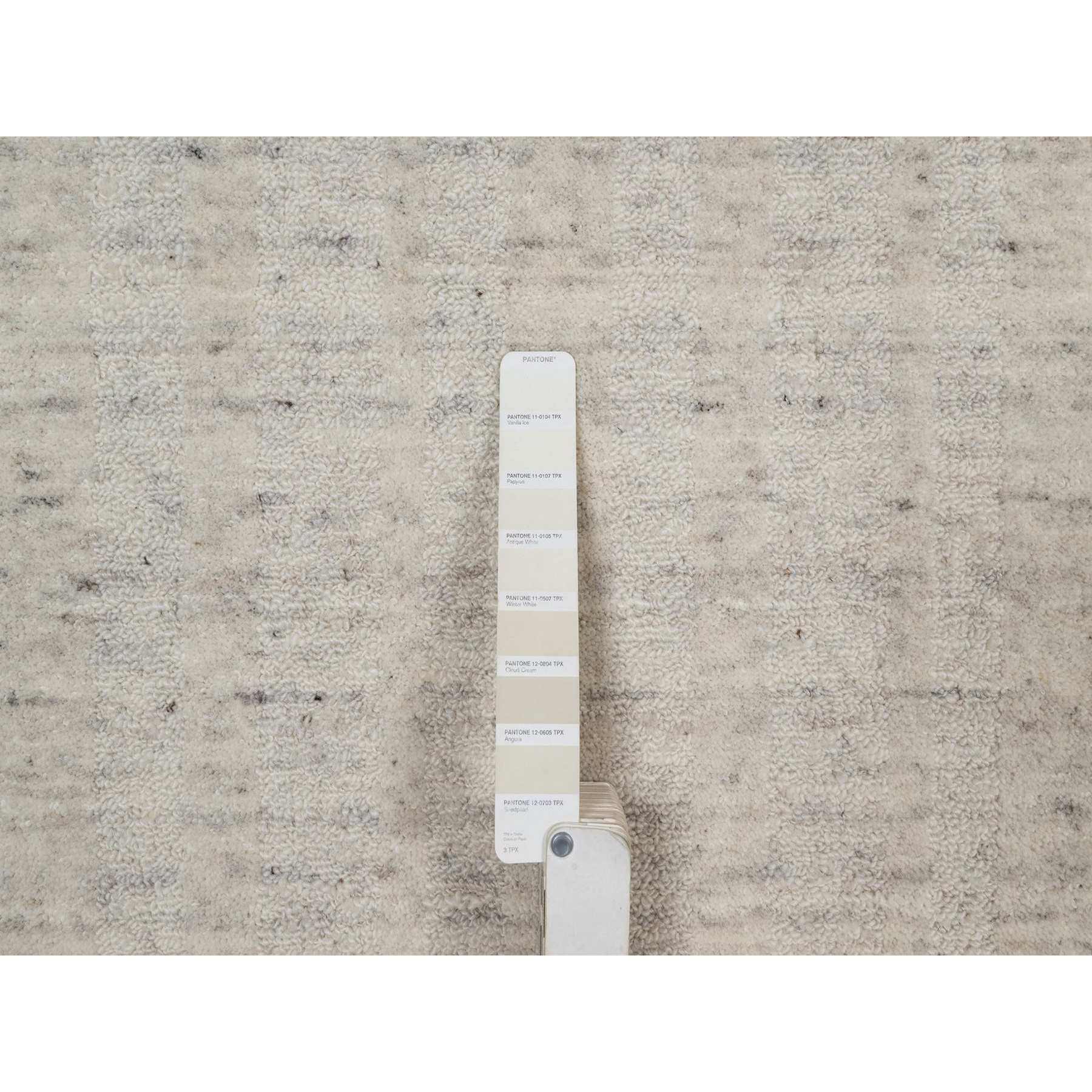 Modern-and-Contemporary-Hand-Loomed-Rug-458365