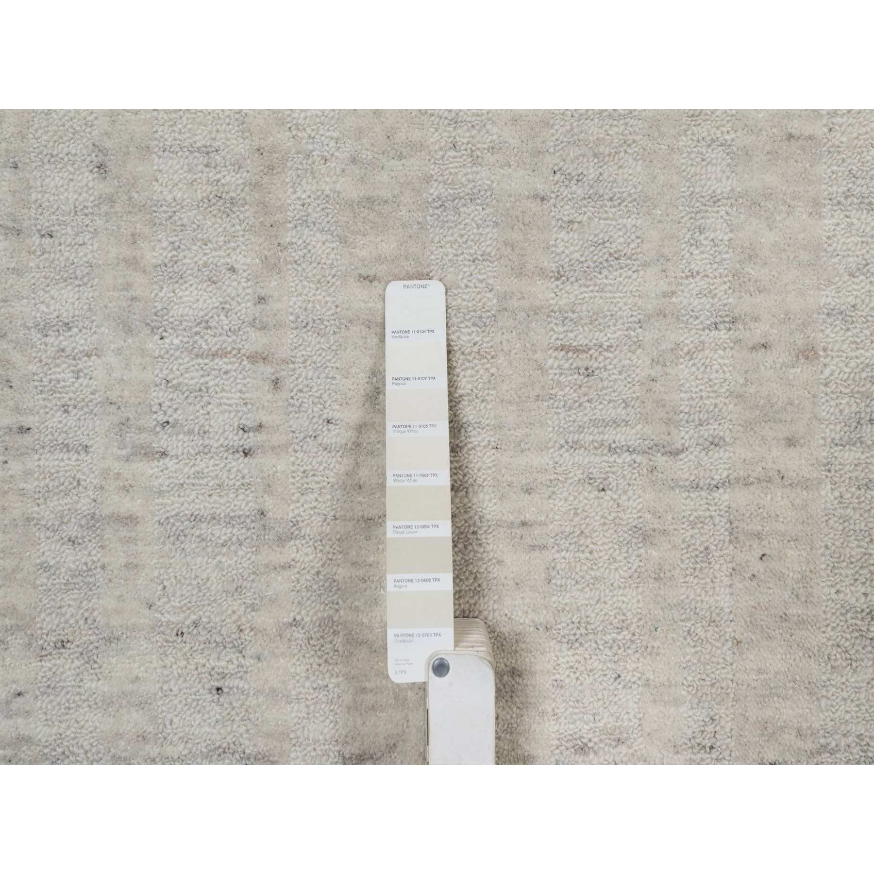 Modern-and-Contemporary-Hand-Loomed-Rug-458370