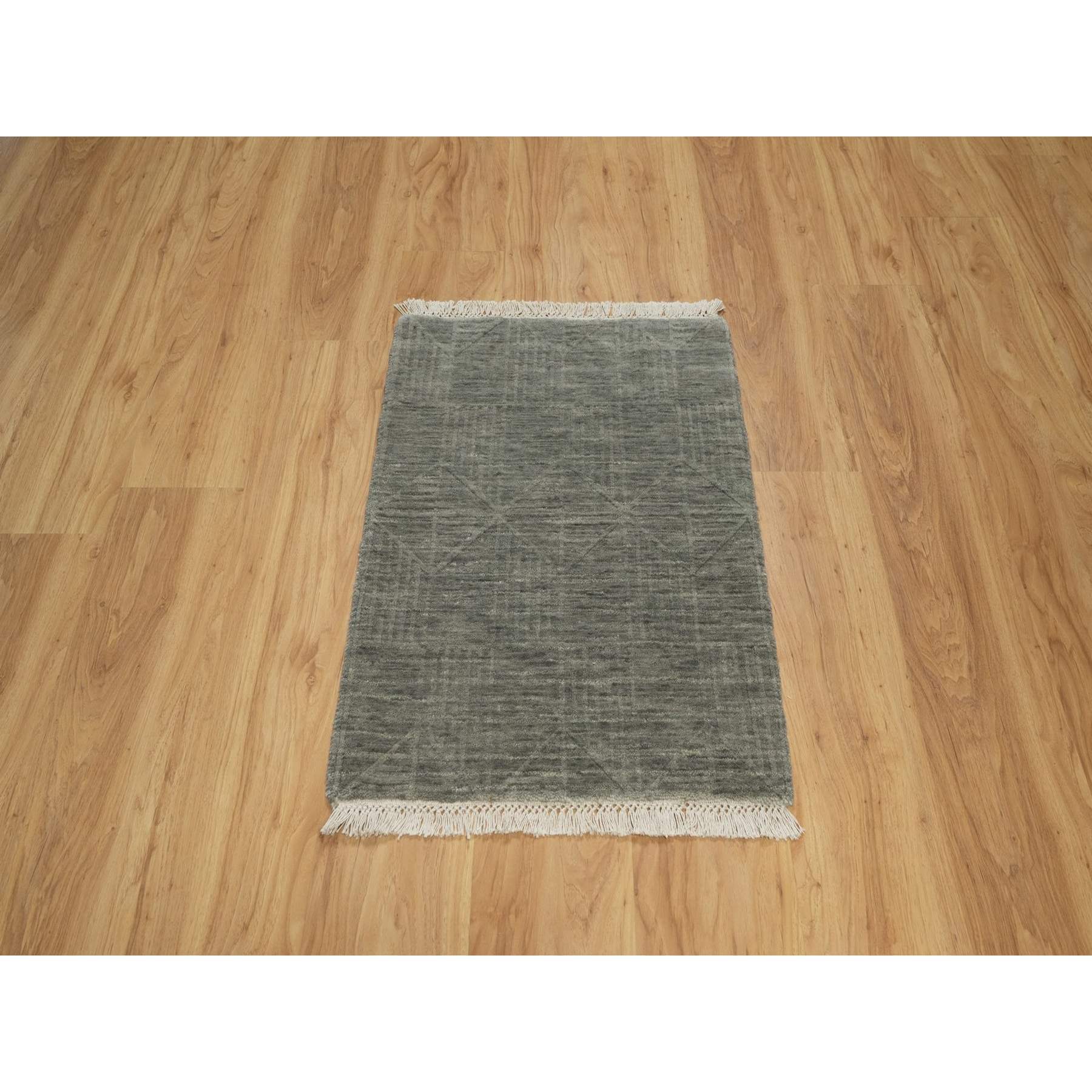 Modern-and-Contemporary-Hand-Loomed-Rug-458945
