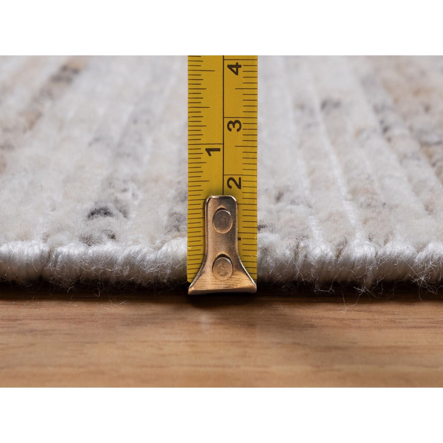 Modern-and-Contemporary-Hand-Loomed-Rug-459365