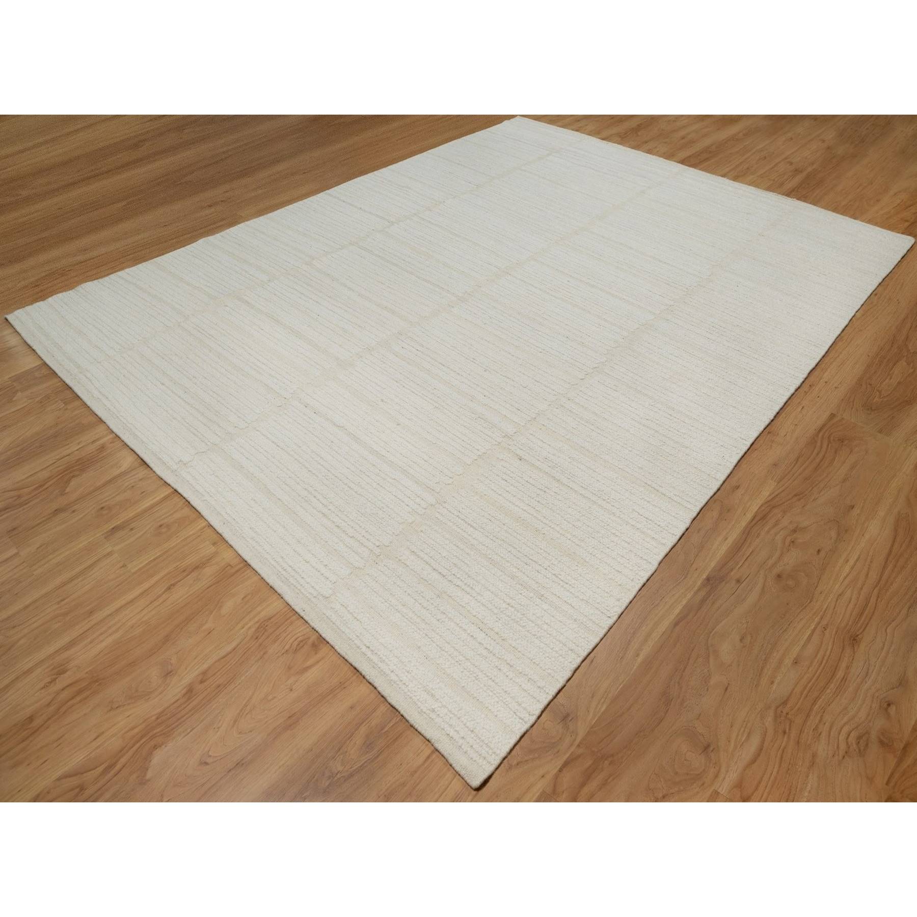 Modern-and-Contemporary-Hand-Woven-Rug-458590