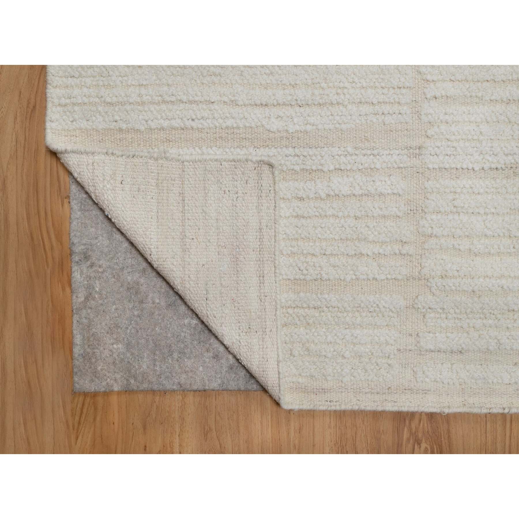 Modern-and-Contemporary-Hand-Woven-Rug-458590