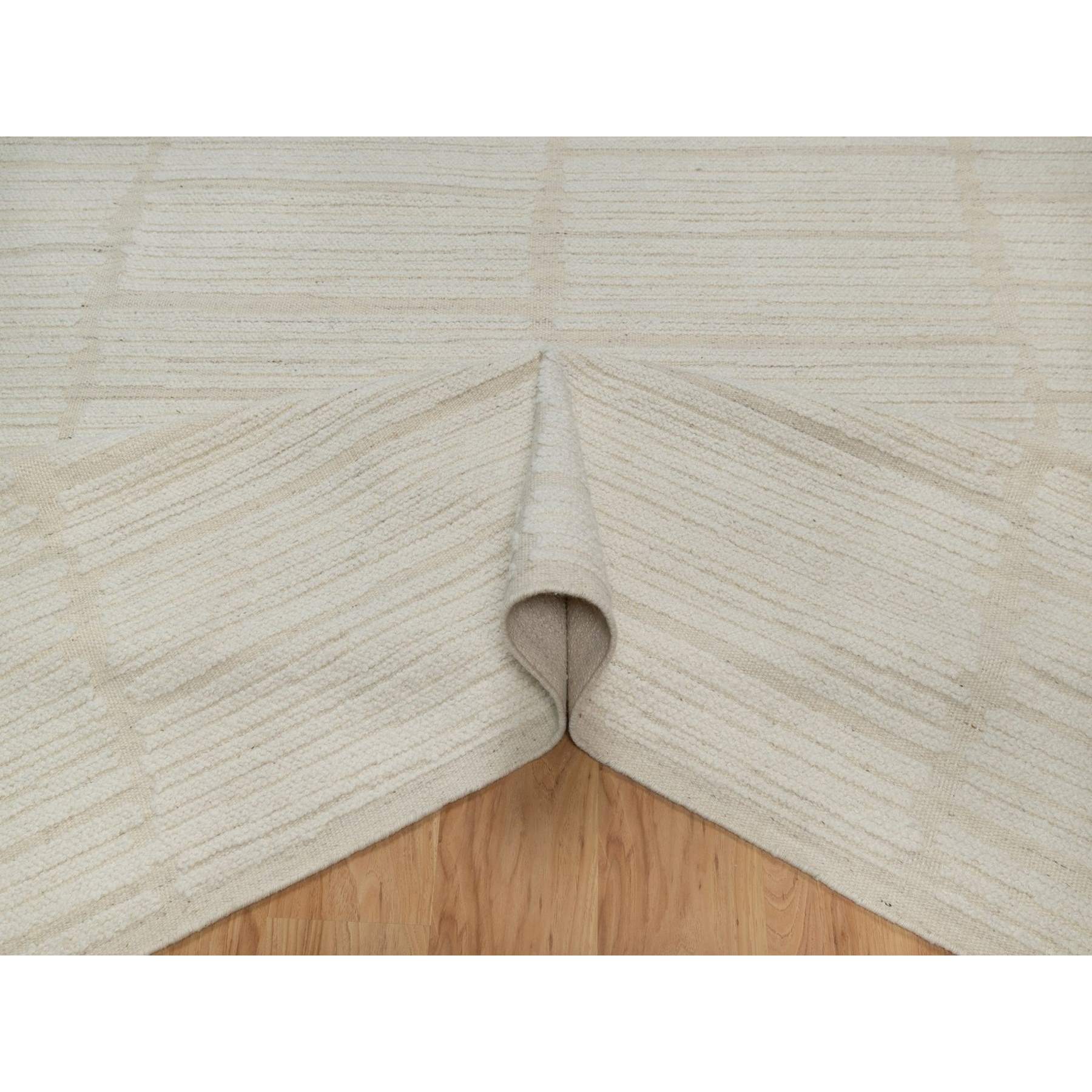 Modern-and-Contemporary-Hand-Woven-Rug-458590