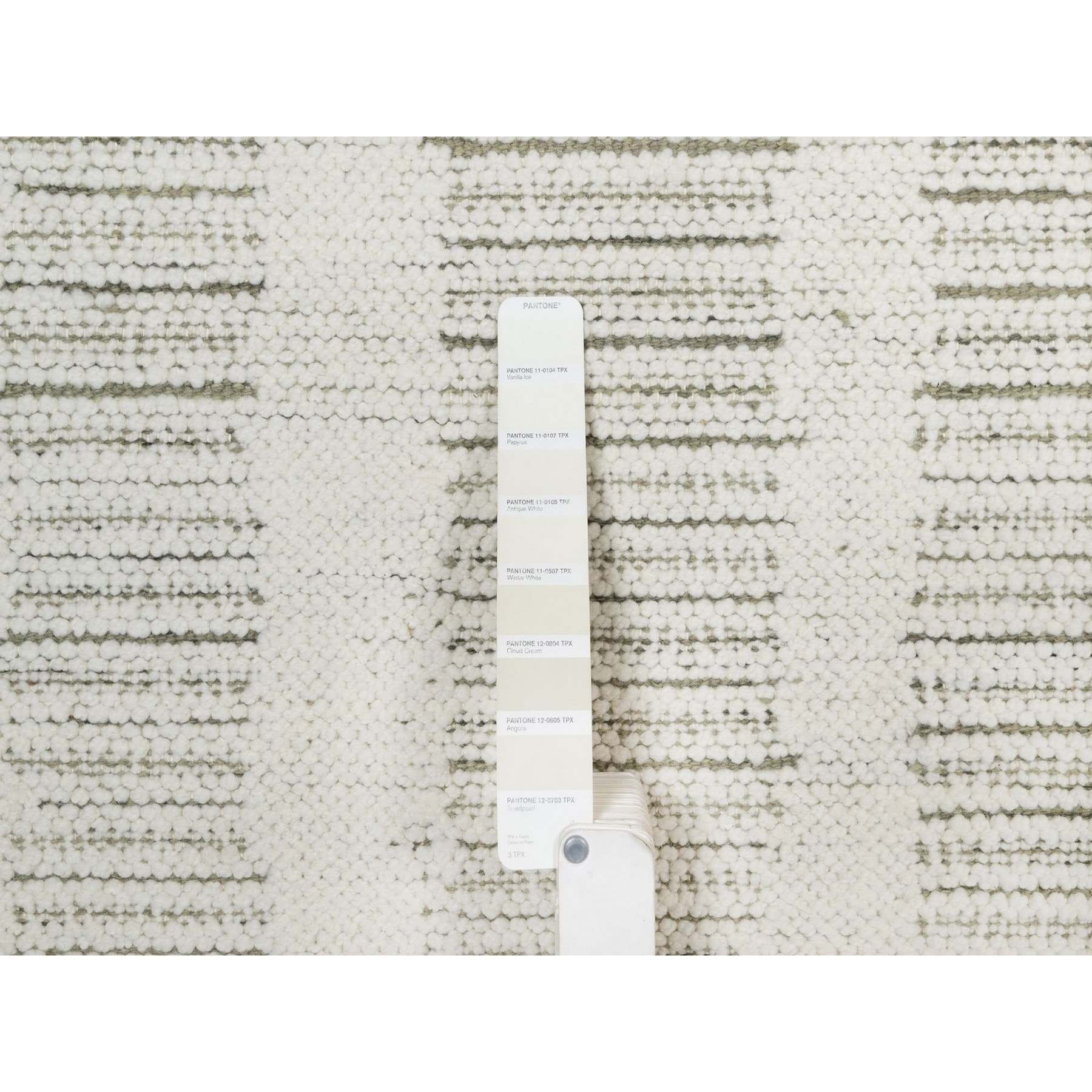 Modern-and-Contemporary-Hand-Woven-Rug-458610