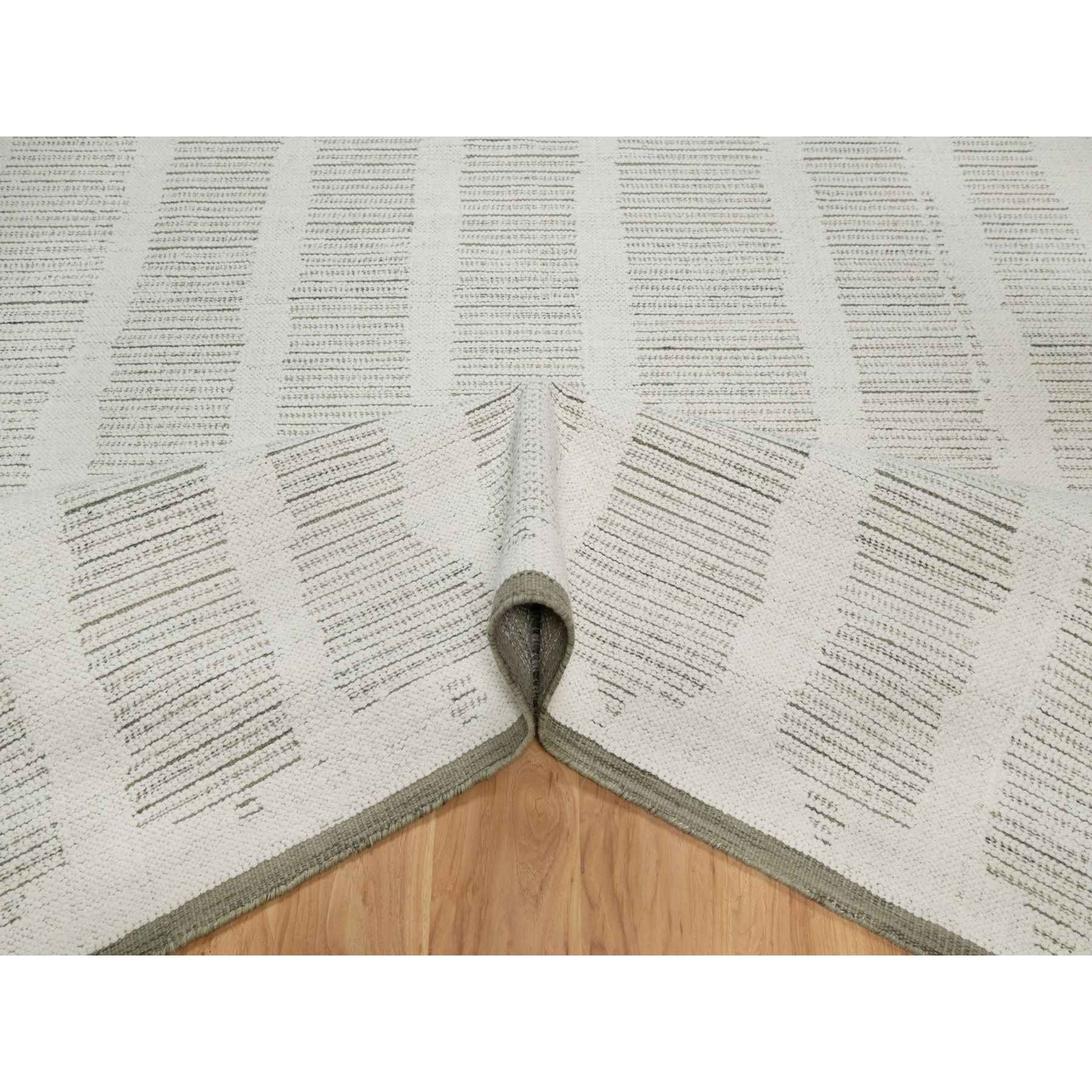 Modern-and-Contemporary-Hand-Woven-Rug-458645