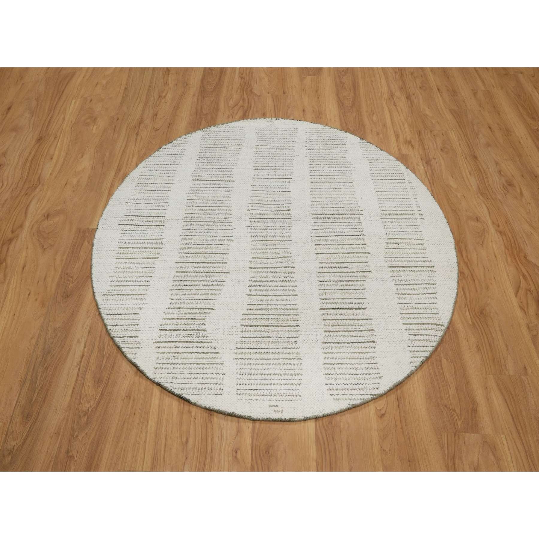 Modern-and-Contemporary-Hand-Woven-Rug-458705