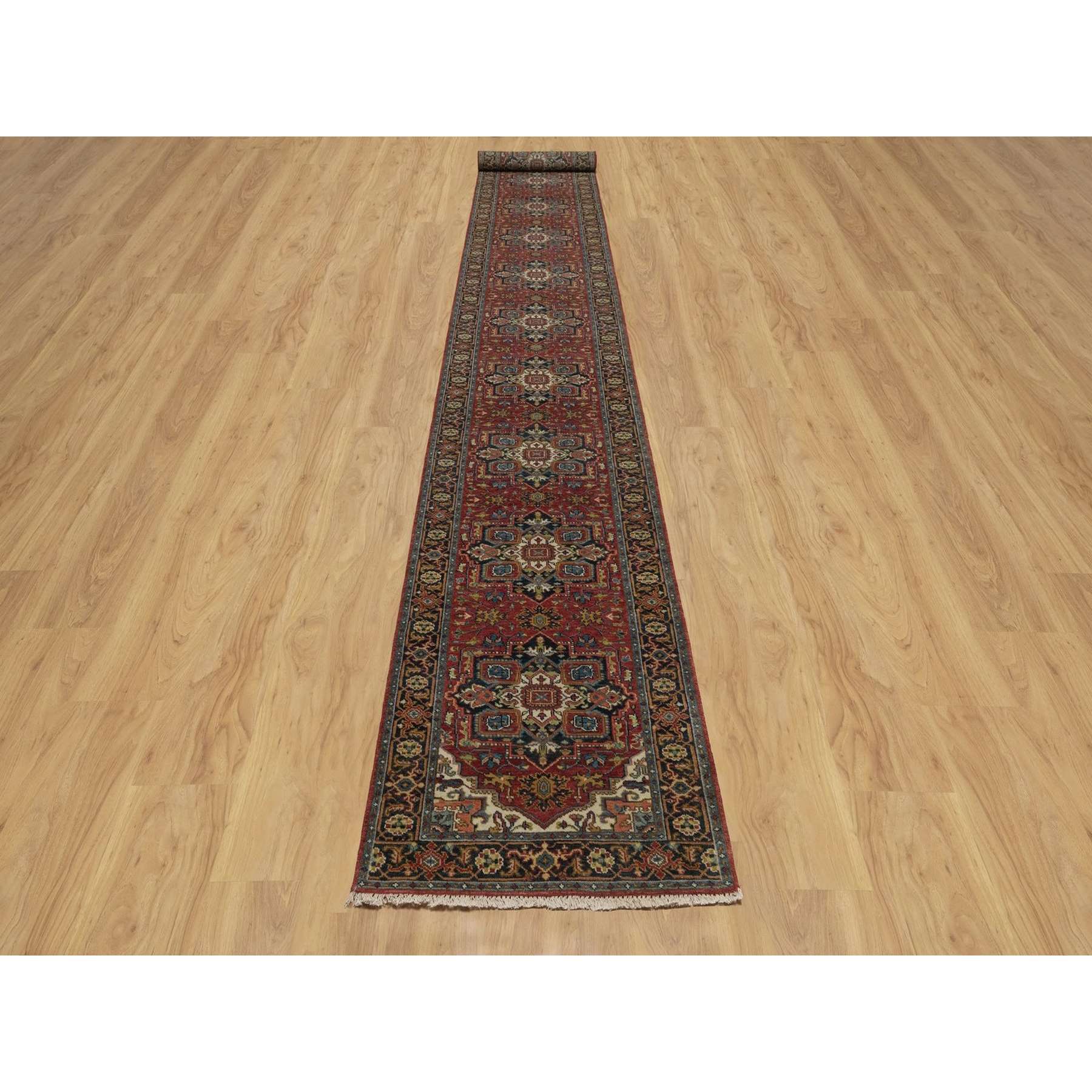 Heriz-Hand-Knotted-Rug-460205