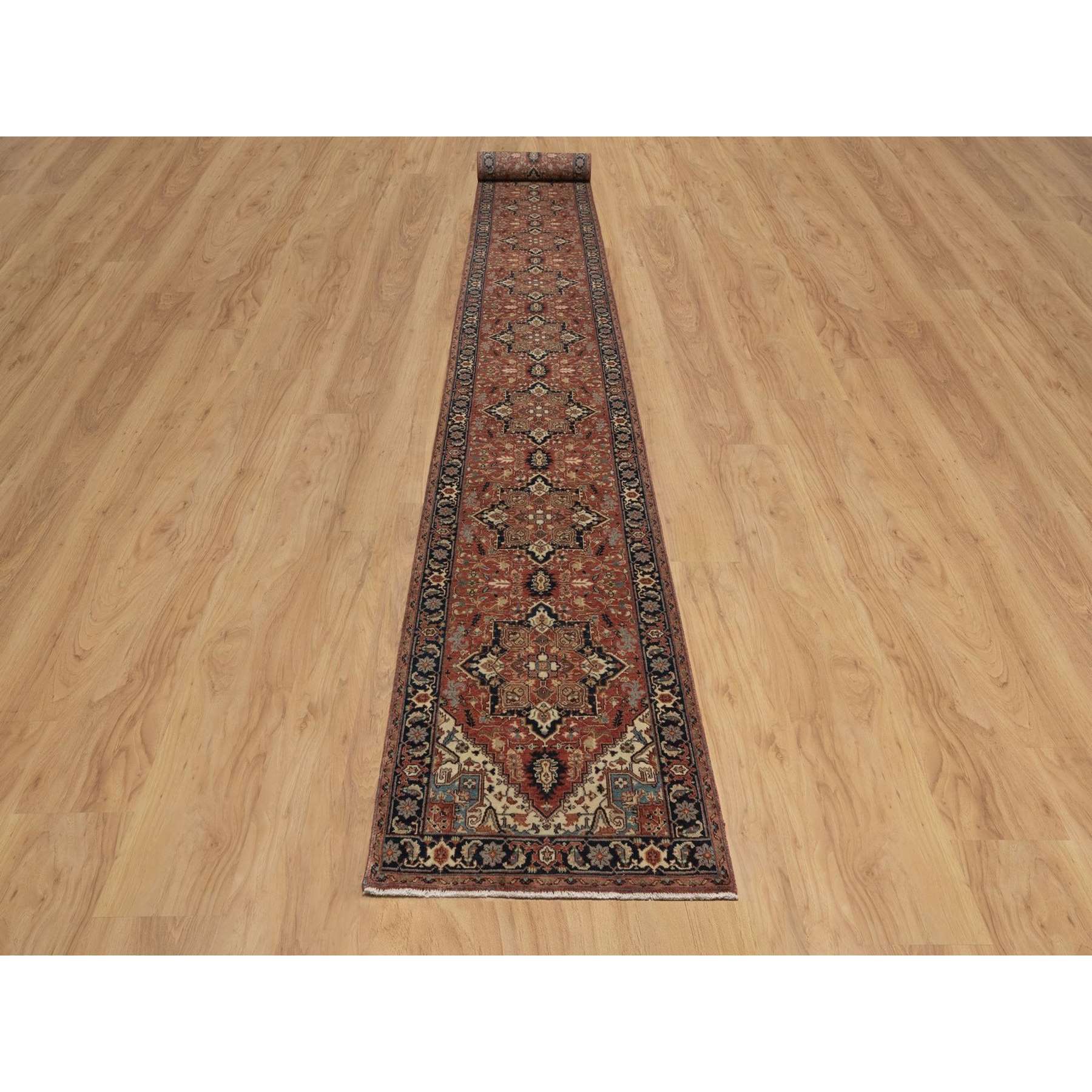 Heriz-Hand-Knotted-Rug-462105