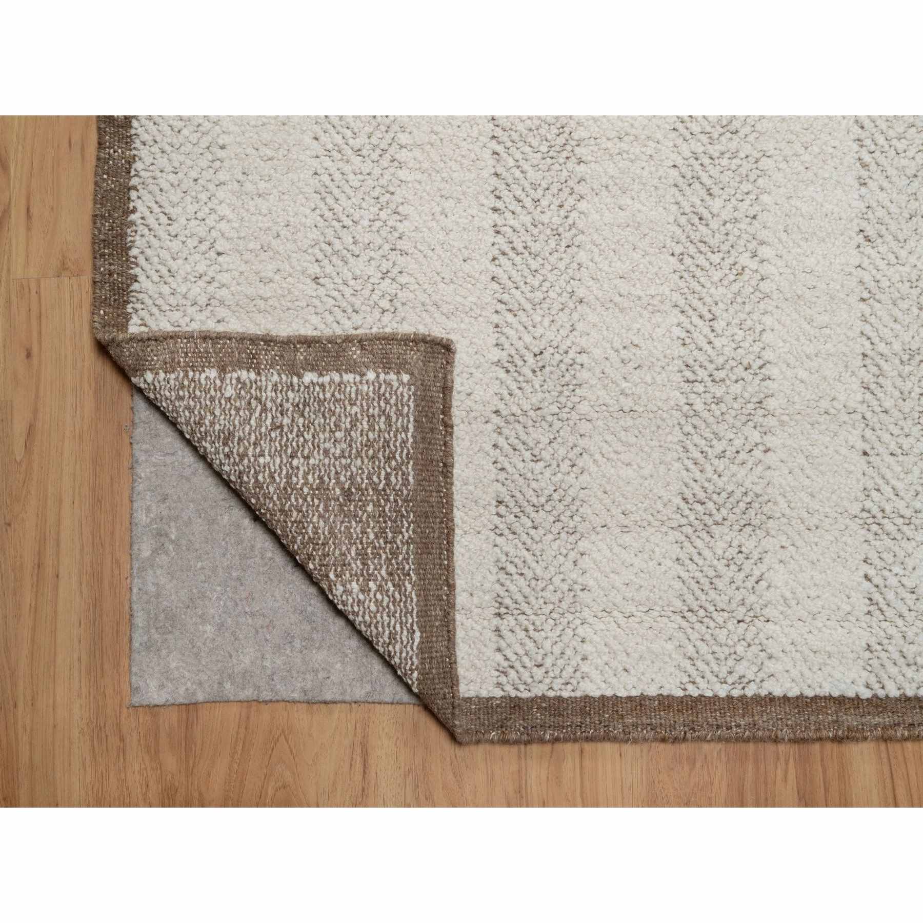 Modern-and-Contemporary-Hand-Knotted-Rug-460750