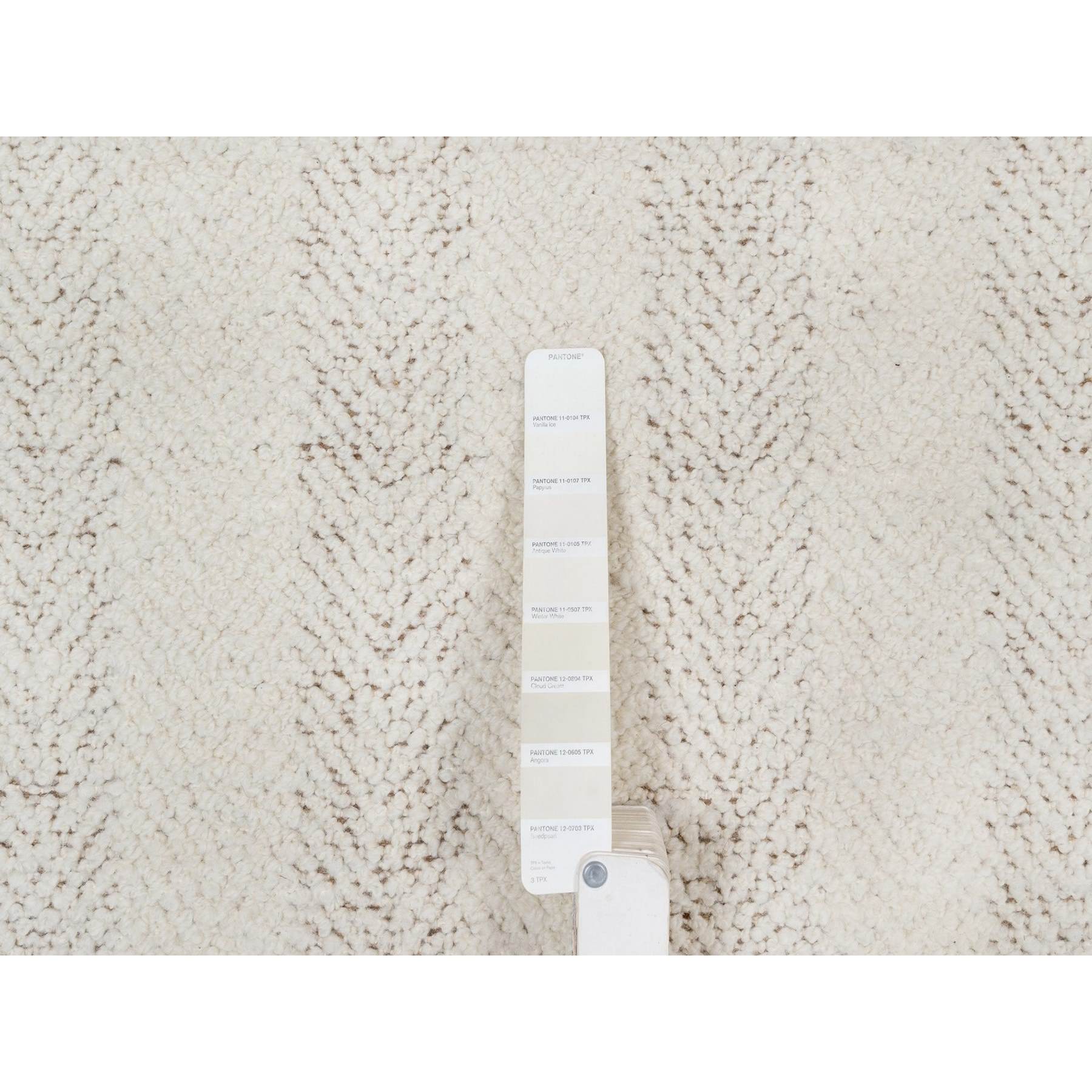 Modern-and-Contemporary-Hand-Knotted-Rug-460755