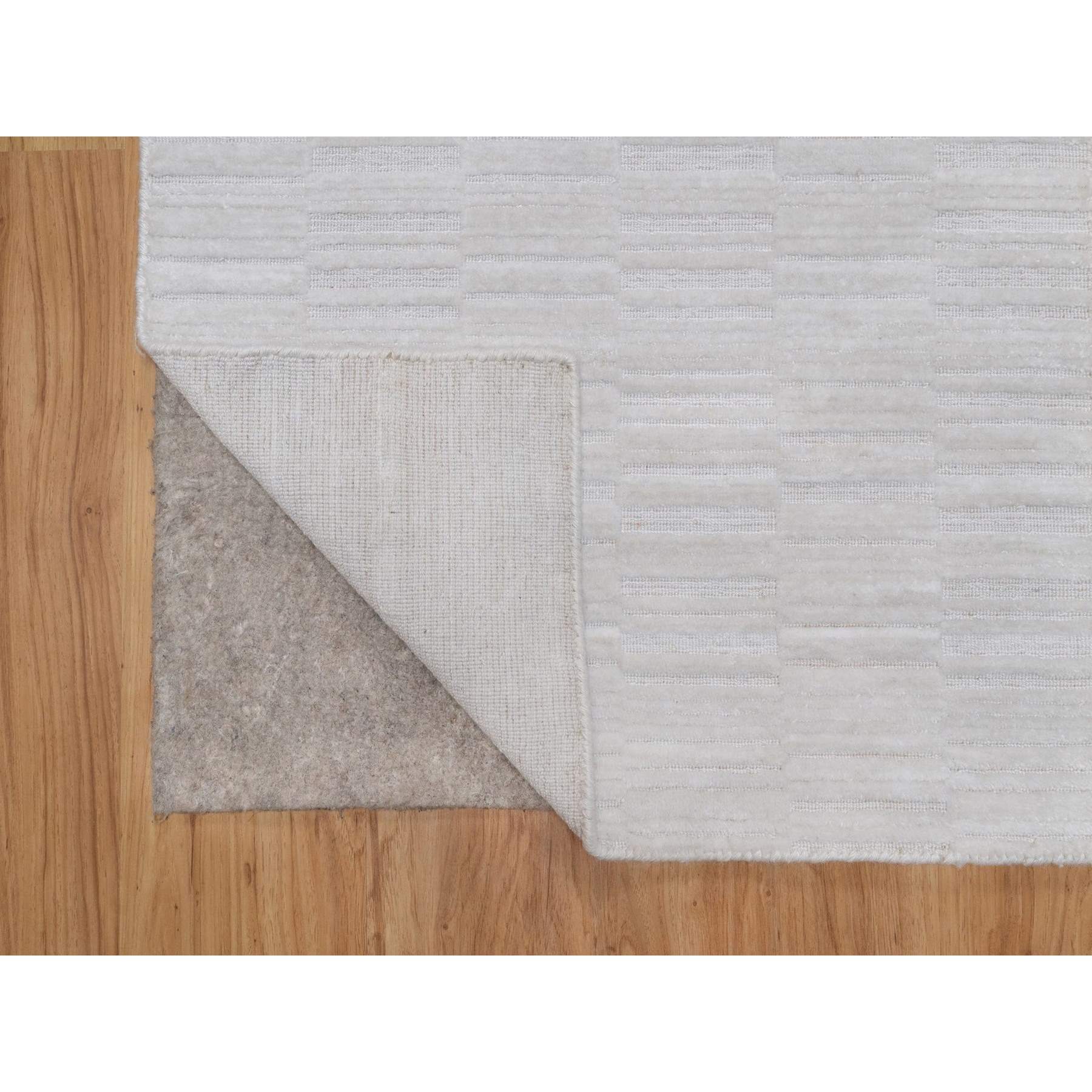 Modern-and-Contemporary-Hand-Loomed-Rug-461005