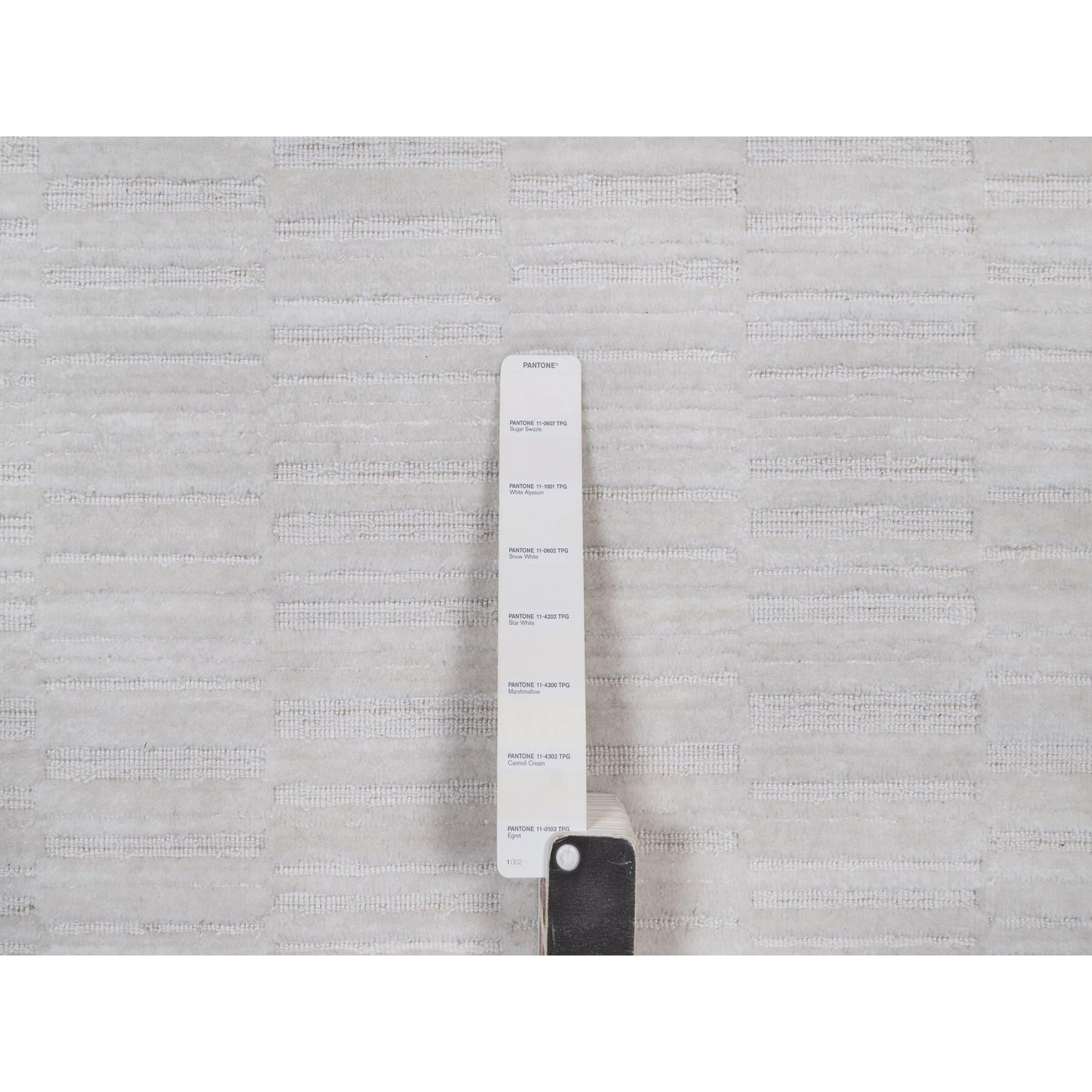 Modern-and-Contemporary-Hand-Loomed-Rug-461005