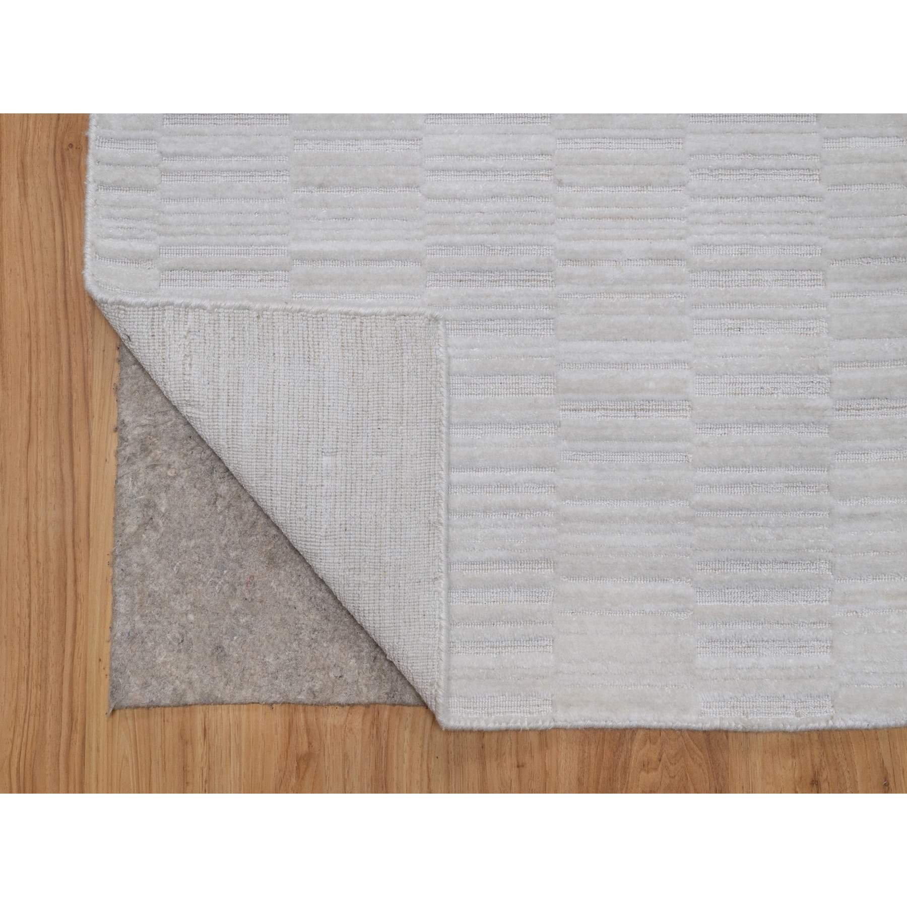 Modern-and-Contemporary-Hand-Loomed-Rug-461010