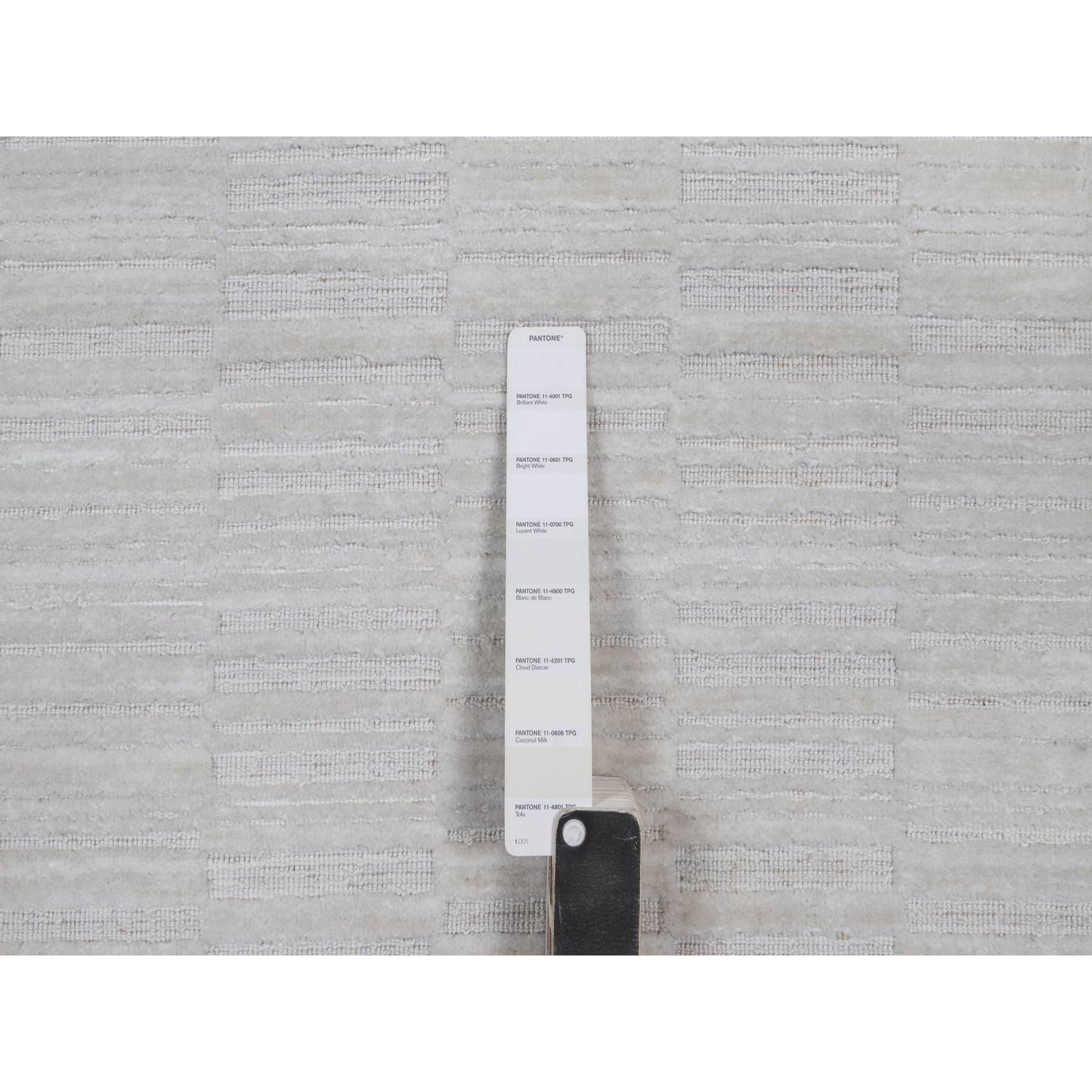 Modern-and-Contemporary-Hand-Loomed-Rug-461105