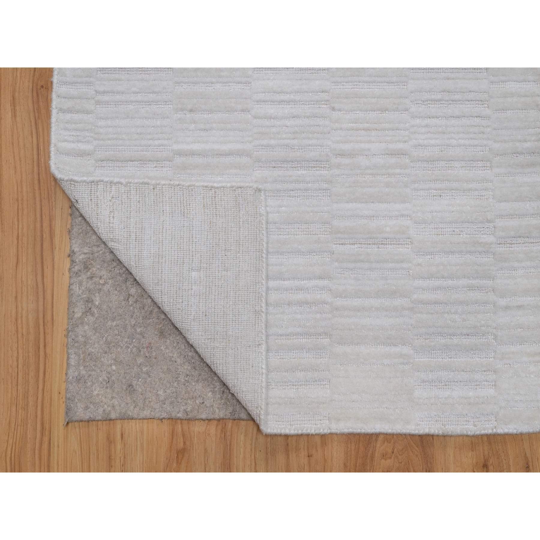 Modern-and-Contemporary-Hand-Loomed-Rug-461120
