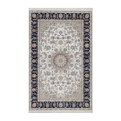 Rice White, Nain with Flower Medallion Design, 250 KPSI, Soft Pile, Wool and Silk, Hand Knotted, Oriental Rug