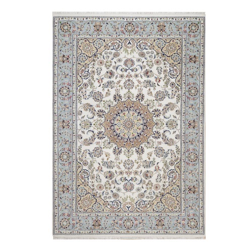 Pearl White, Nain with Flower Medallion Design, 250 KPSI, Hand Knotted, Soft Pile, Wool and Silk, Oriental 