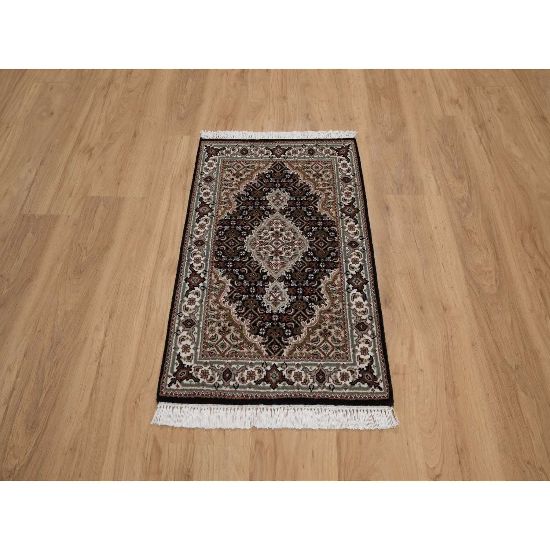 Fine-Oriental-Hand-Knotted-Rug-463585