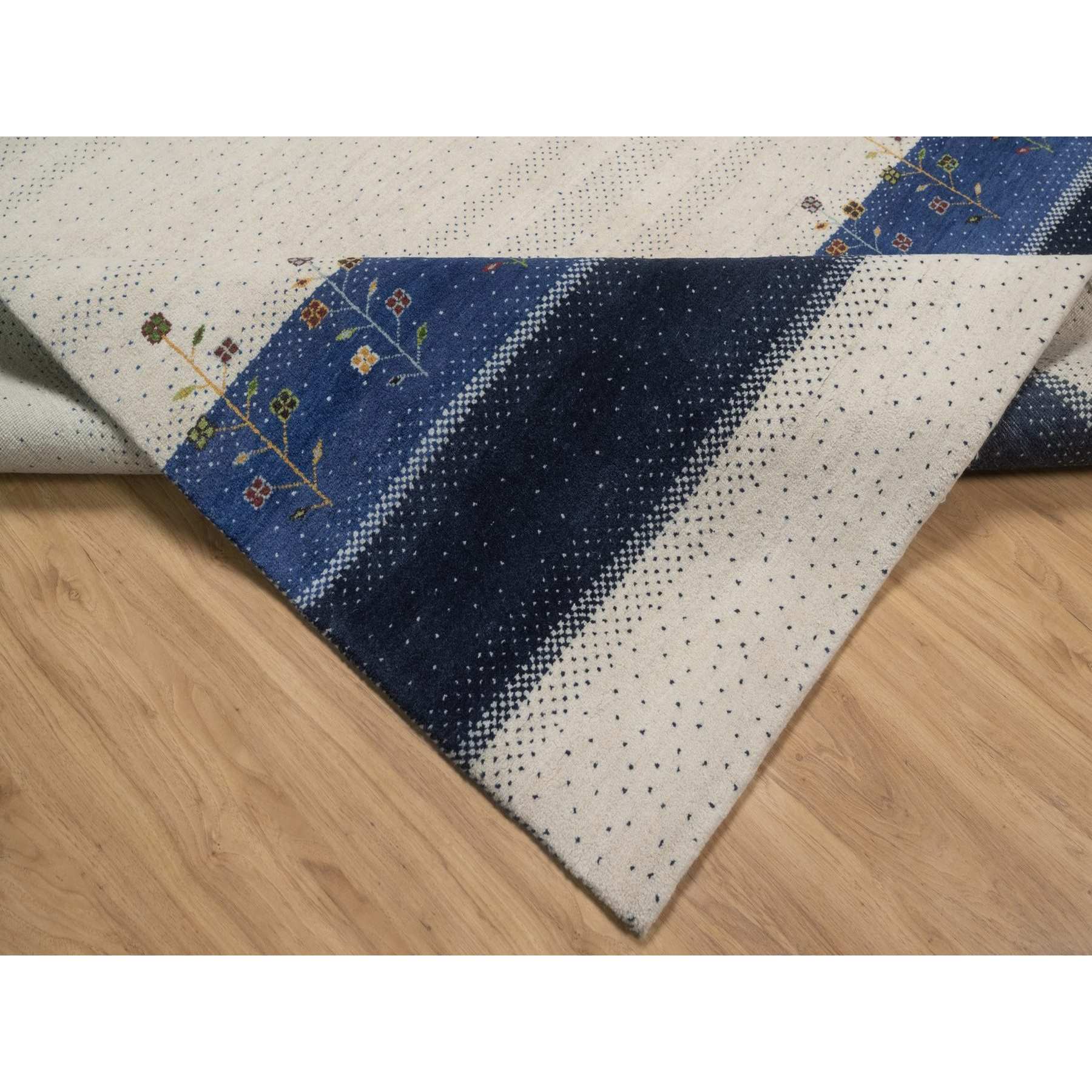 Modern-and-Contemporary-Hand-Knotted-Rug-463240