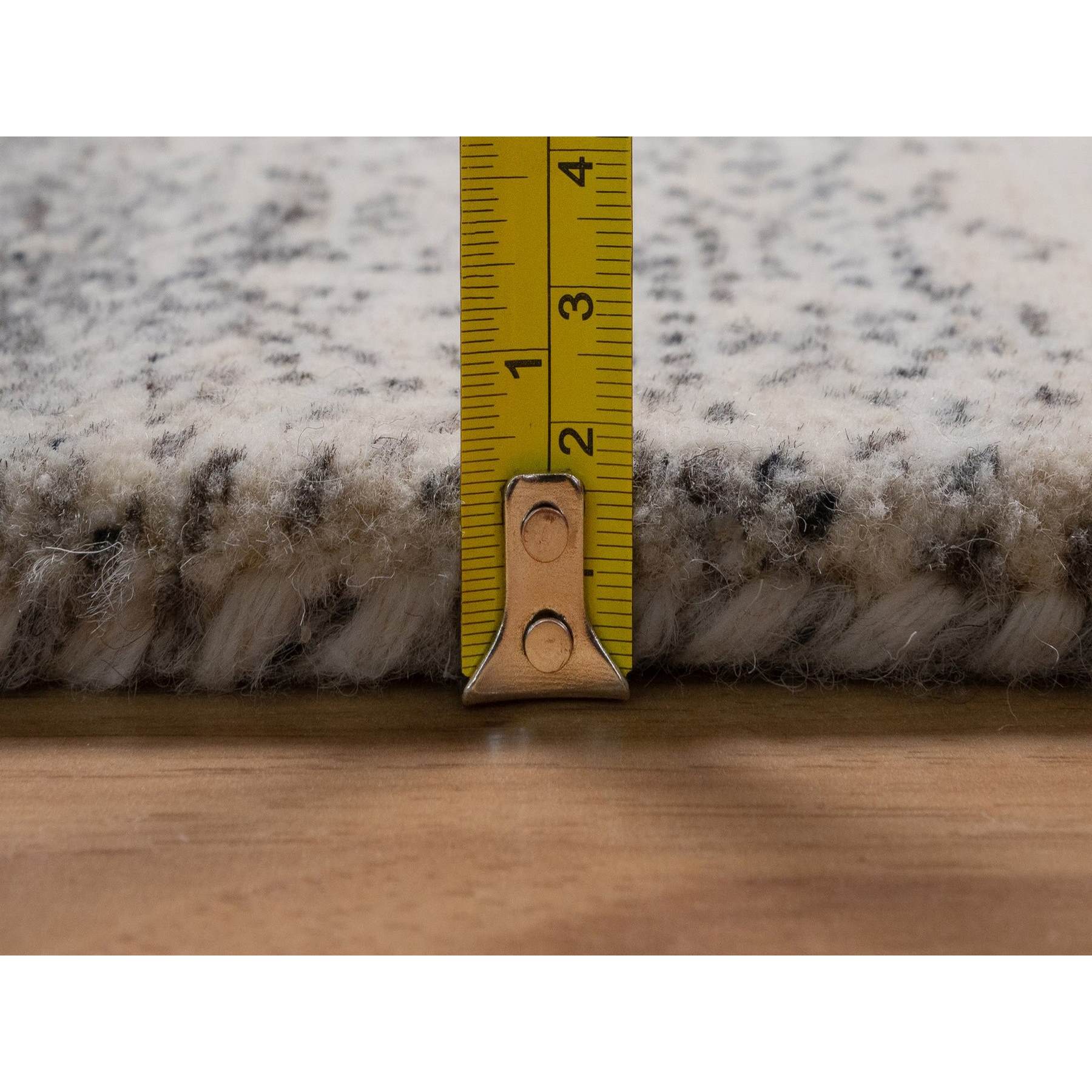 Modern-and-Contemporary-Hand-Knotted-Rug-463295