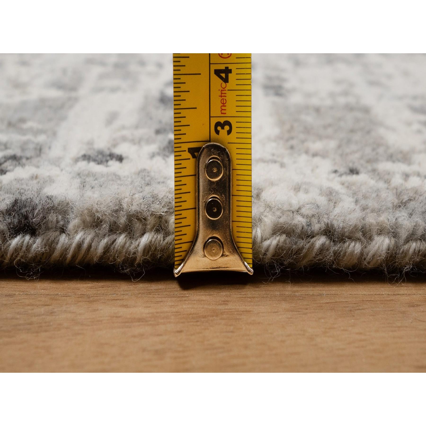 Modern-and-Contemporary-Hand-Knotted-Rug-464730